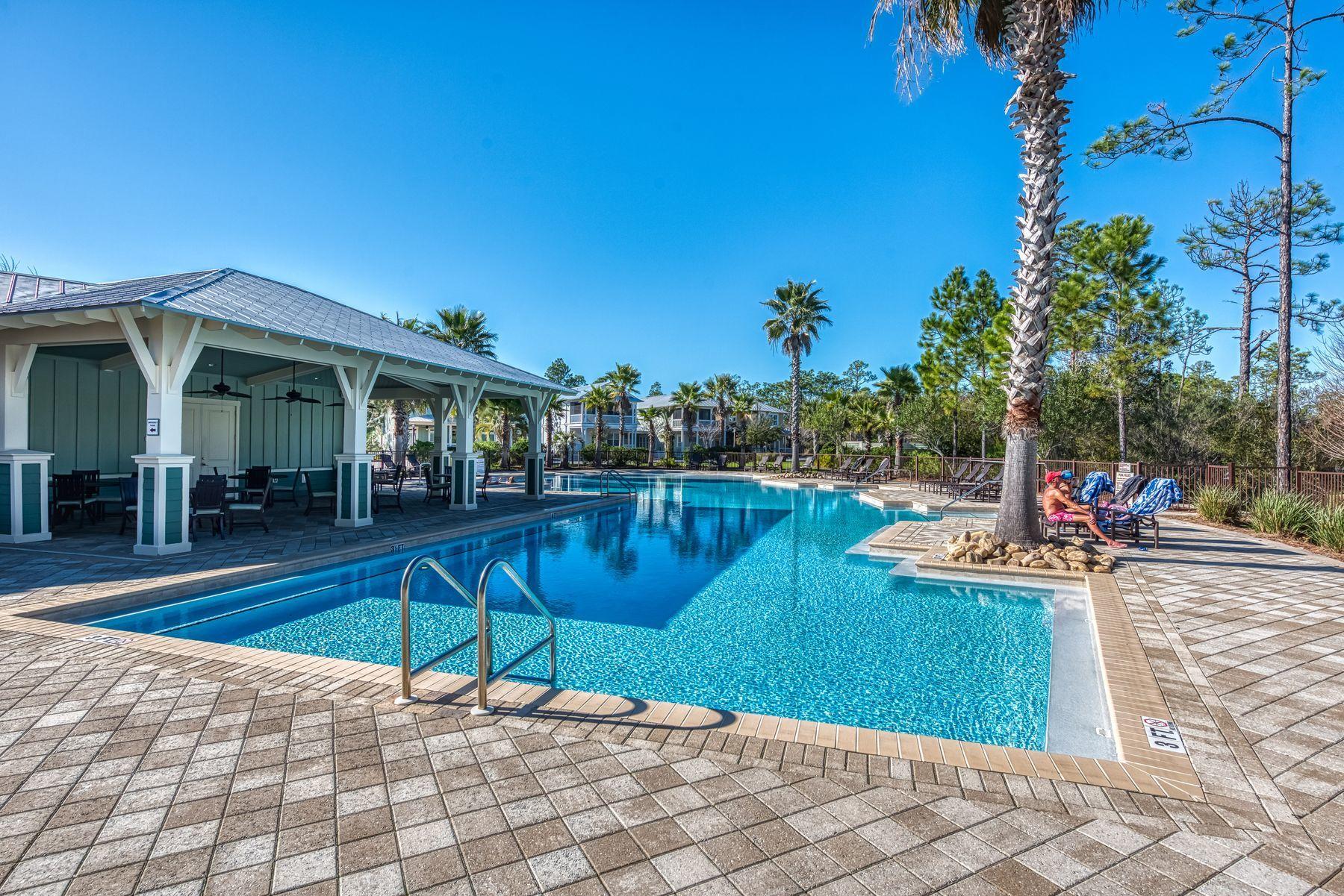 NATUREWALK AT SEAGROVE - Residential