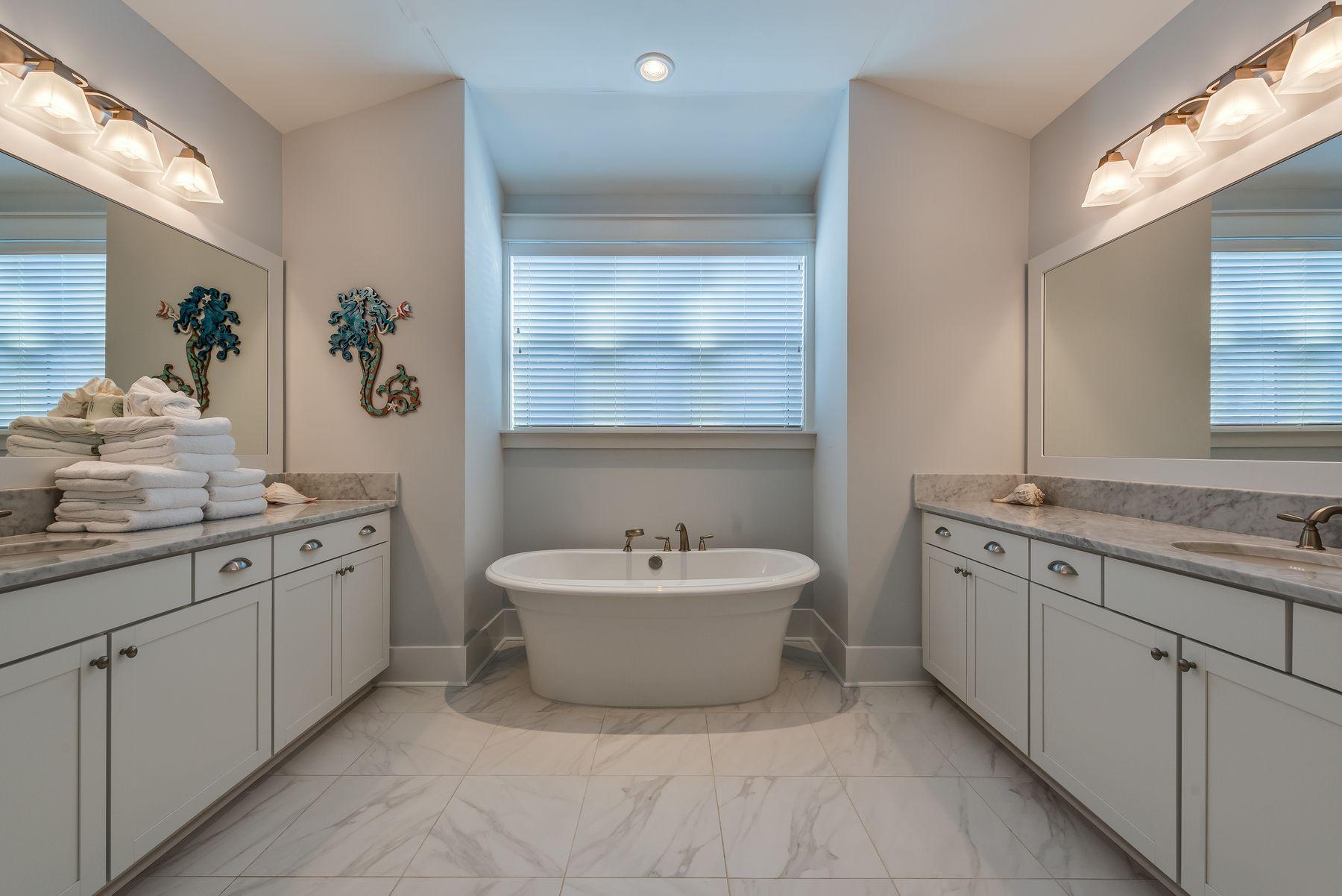 NATUREWALK AT SEAGROVE - Residential