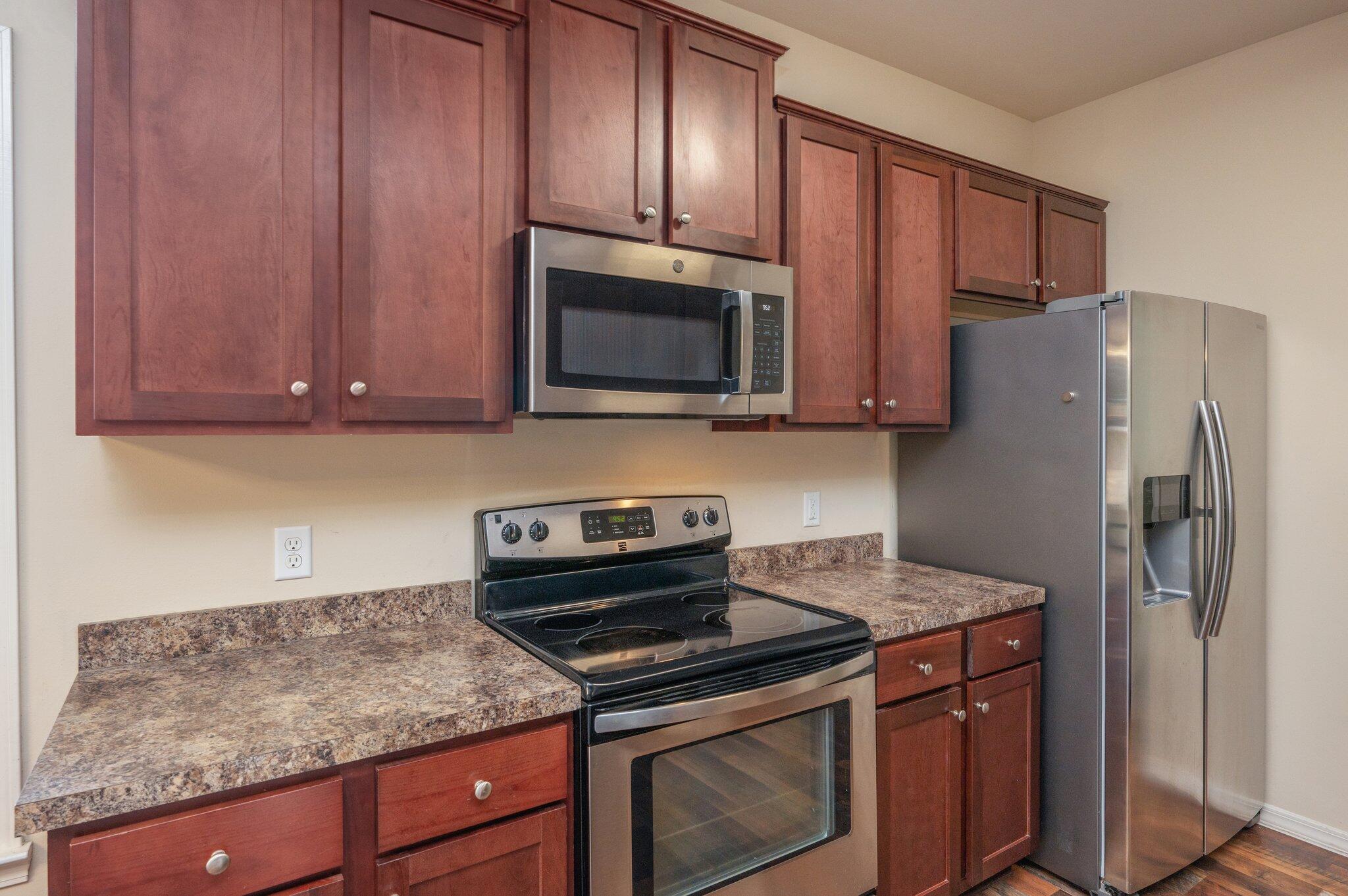 HUNTERS RIDGE PH 1 - Residential Lease