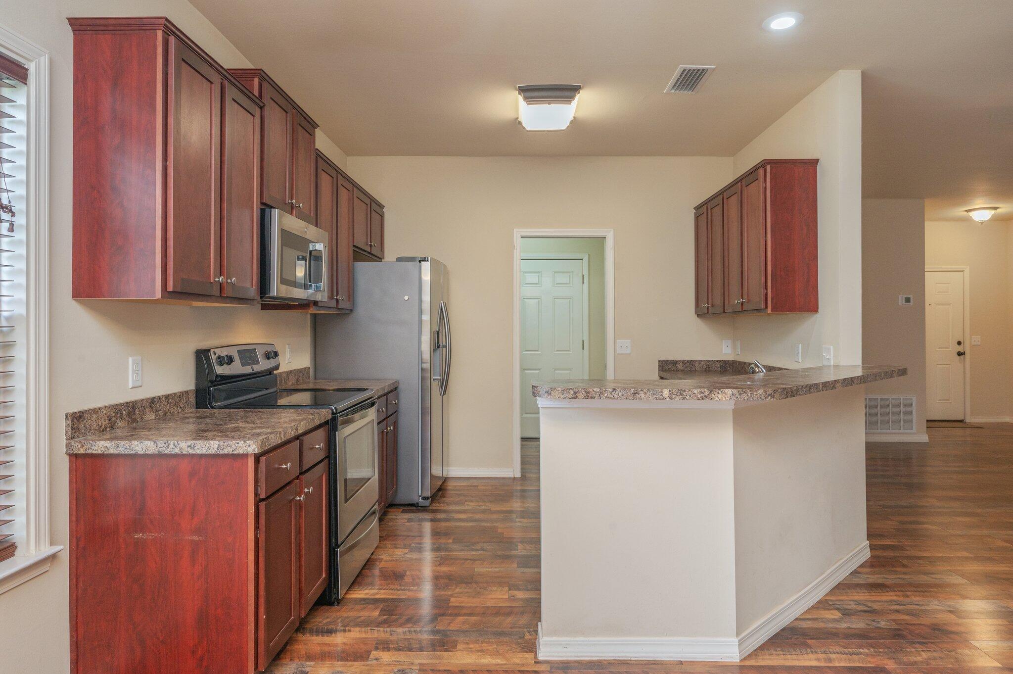 HUNTERS RIDGE PH 1 - Residential Lease