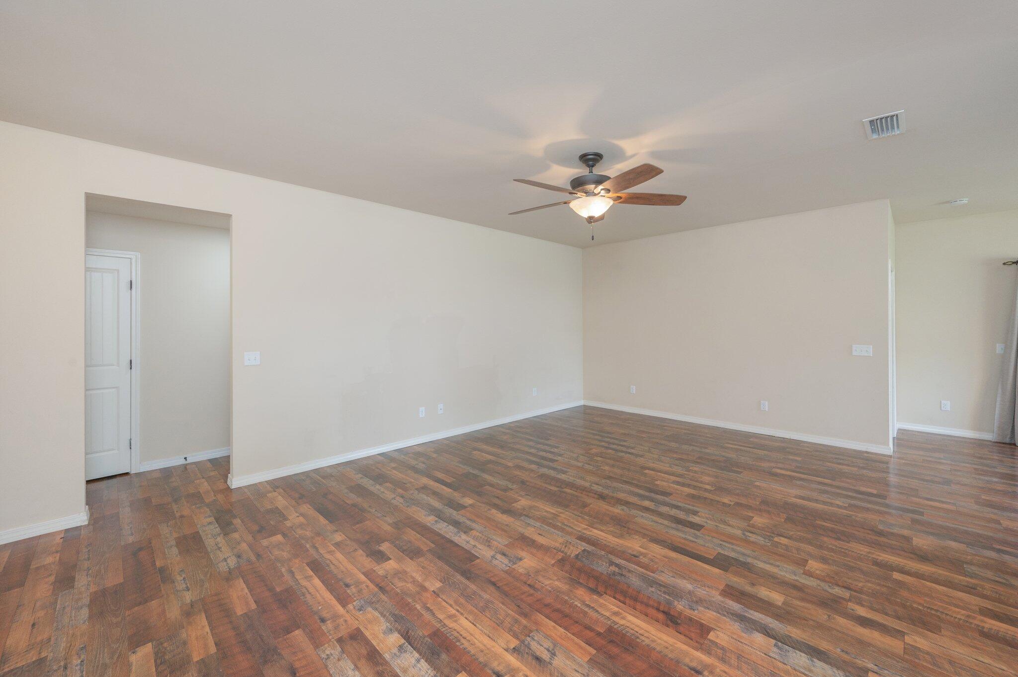 HUNTERS RIDGE PH 1 - Residential Lease