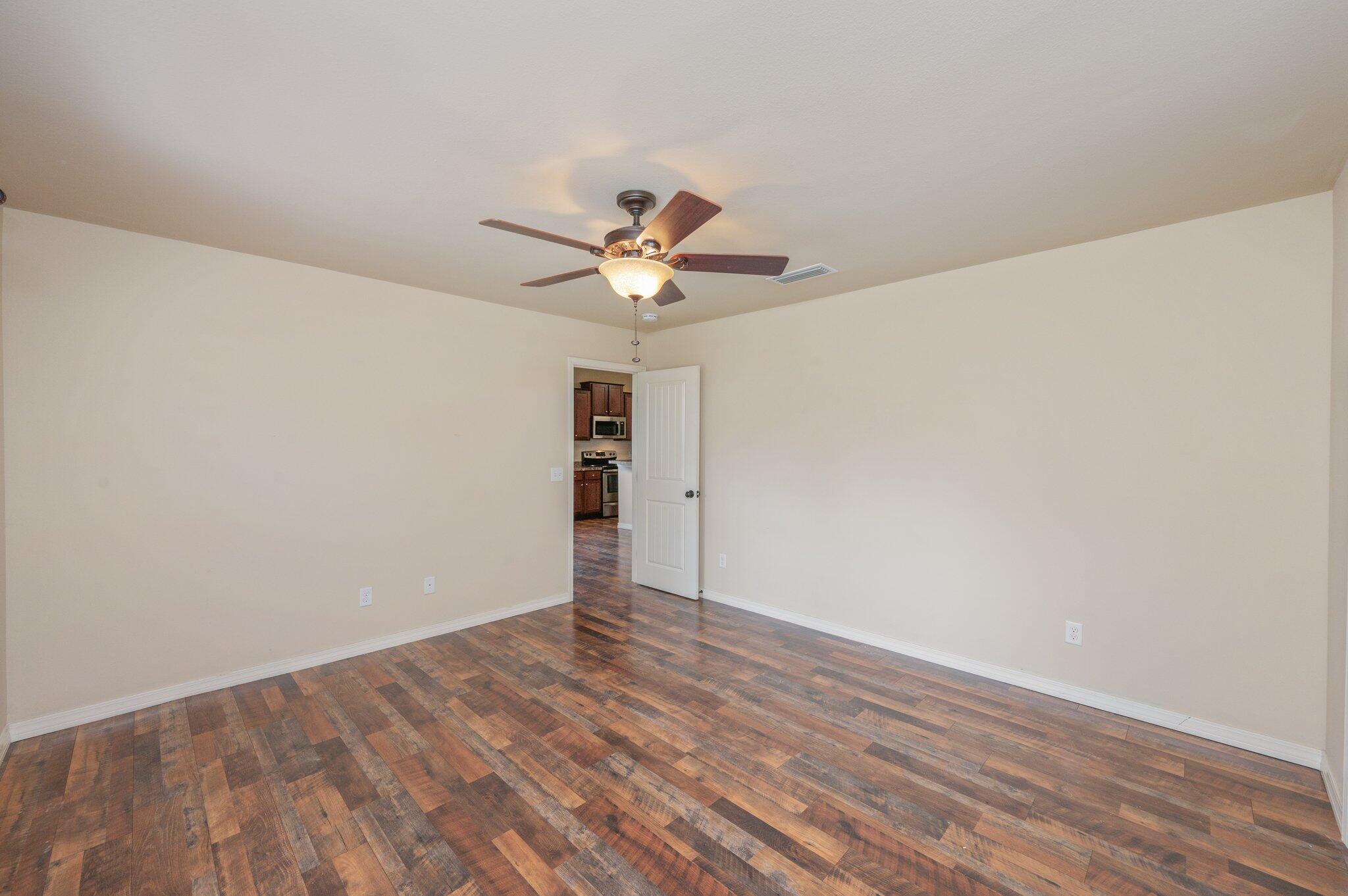 HUNTERS RIDGE PH 1 - Residential Lease