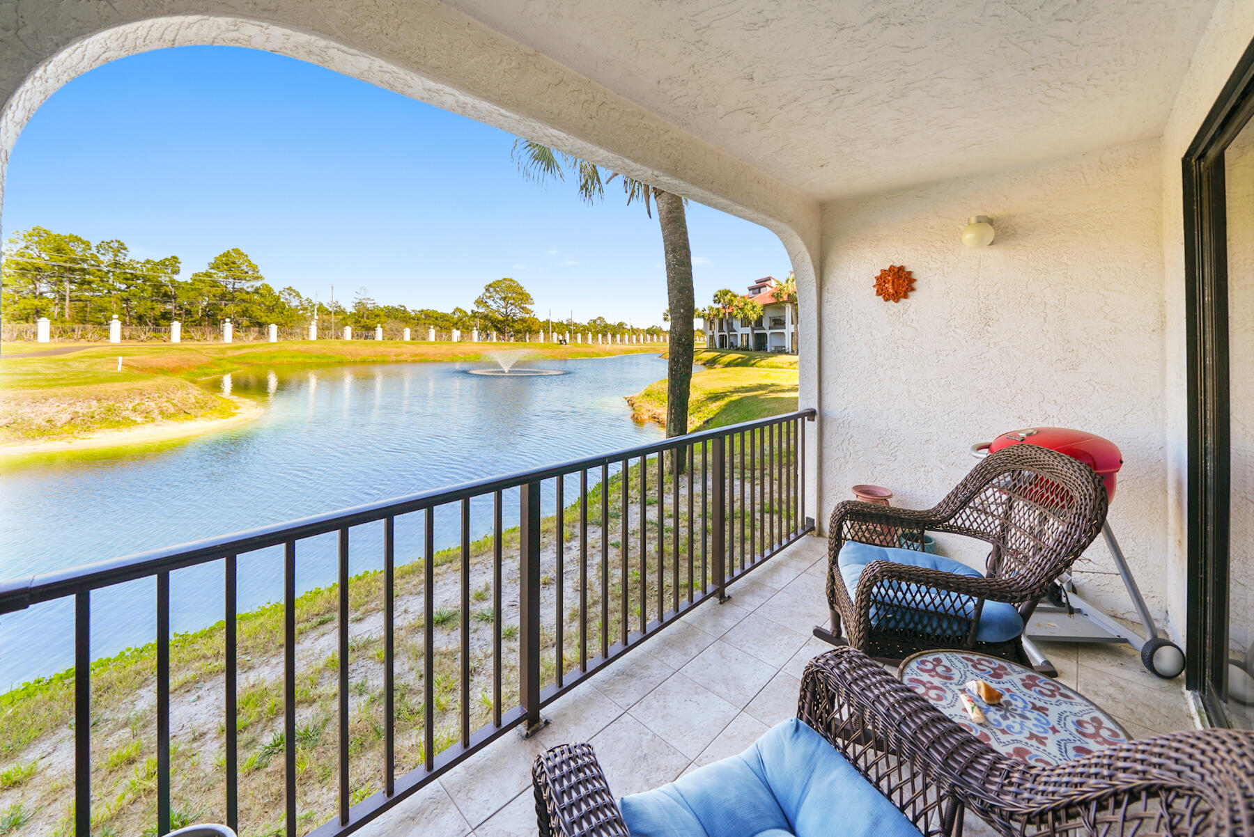 EDGEWATER GOLF VILLAS CONDO - Residential