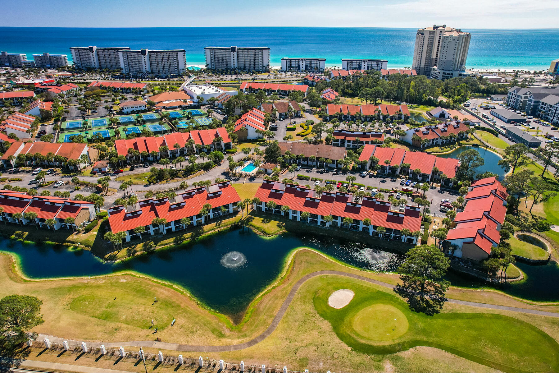 EDGEWATER GOLF VILLAS CONDO - Residential
