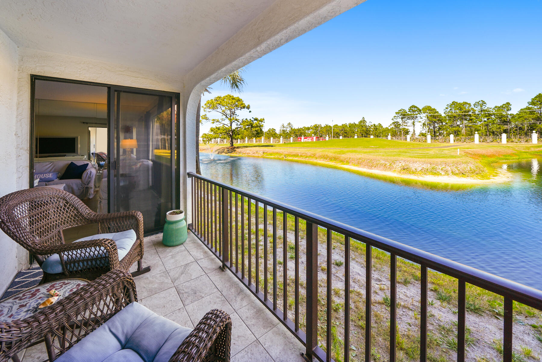 EDGEWATER GOLF VILLAS CONDO - Residential
