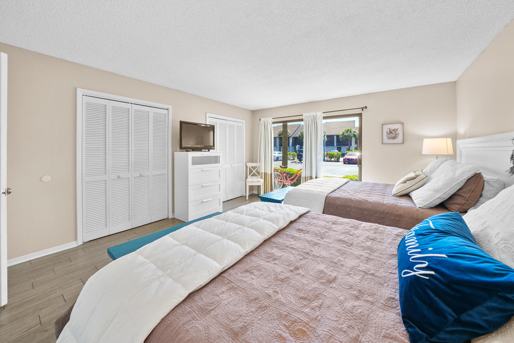 EDGEWATER GOLF VILLAS CONDO - Residential