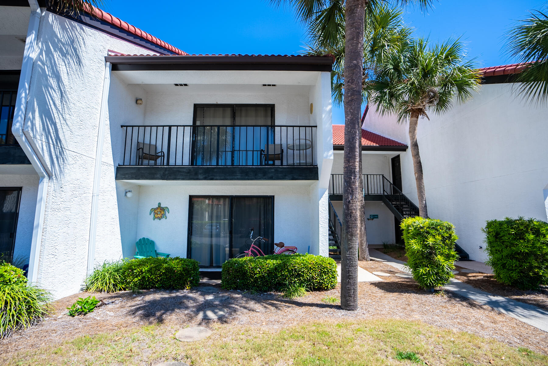 EDGEWATER GOLF VILLAS CONDO - Residential