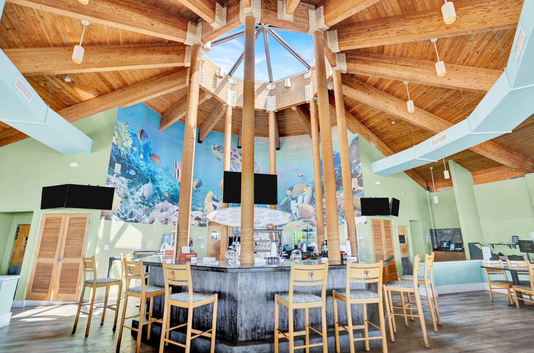 EDGEWATER GOLF VILLAS CONDO - Residential