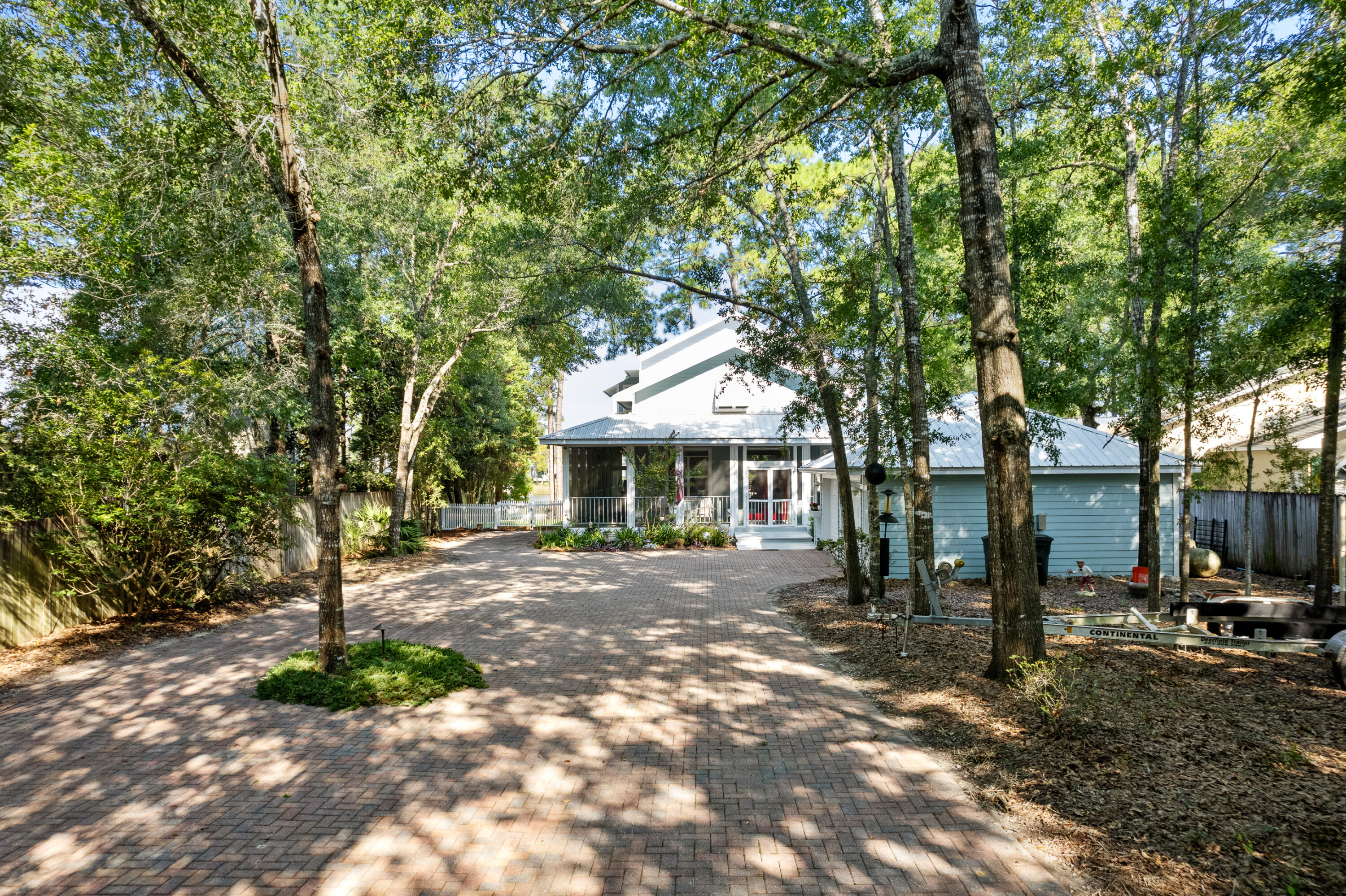 MIKERRI ACRES UNREC - Residential