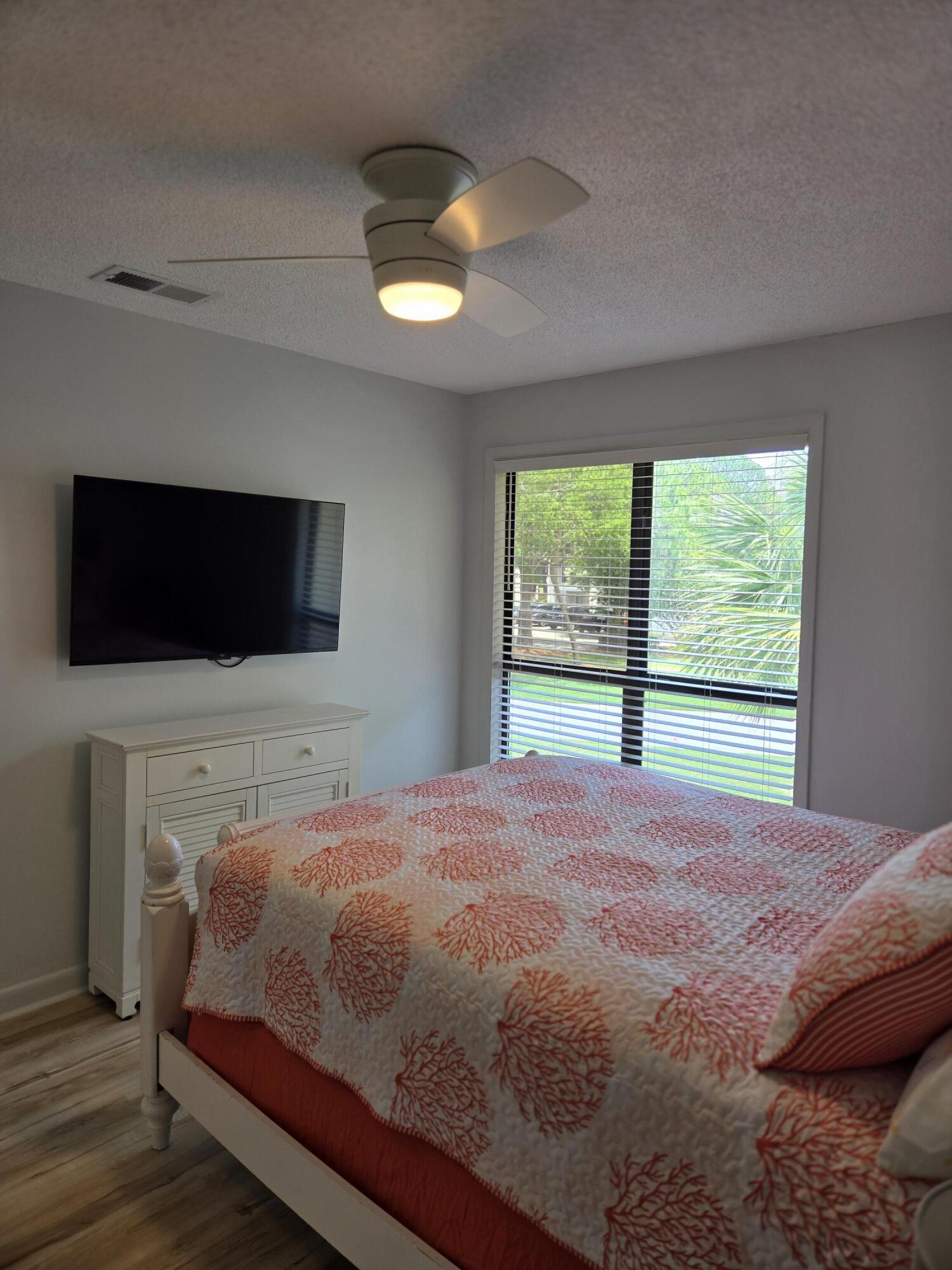 SANDPIPER VILLAGE CONDO - Residential Lease
