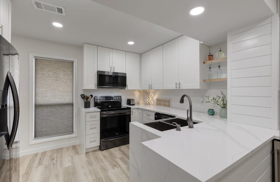 SANDPIPER VILLAGE CONDO - Residential Lease