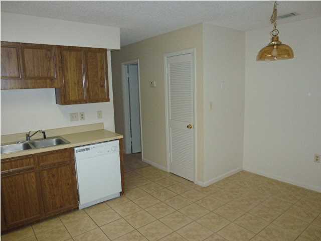 NORTHBROOK - Residential Lease