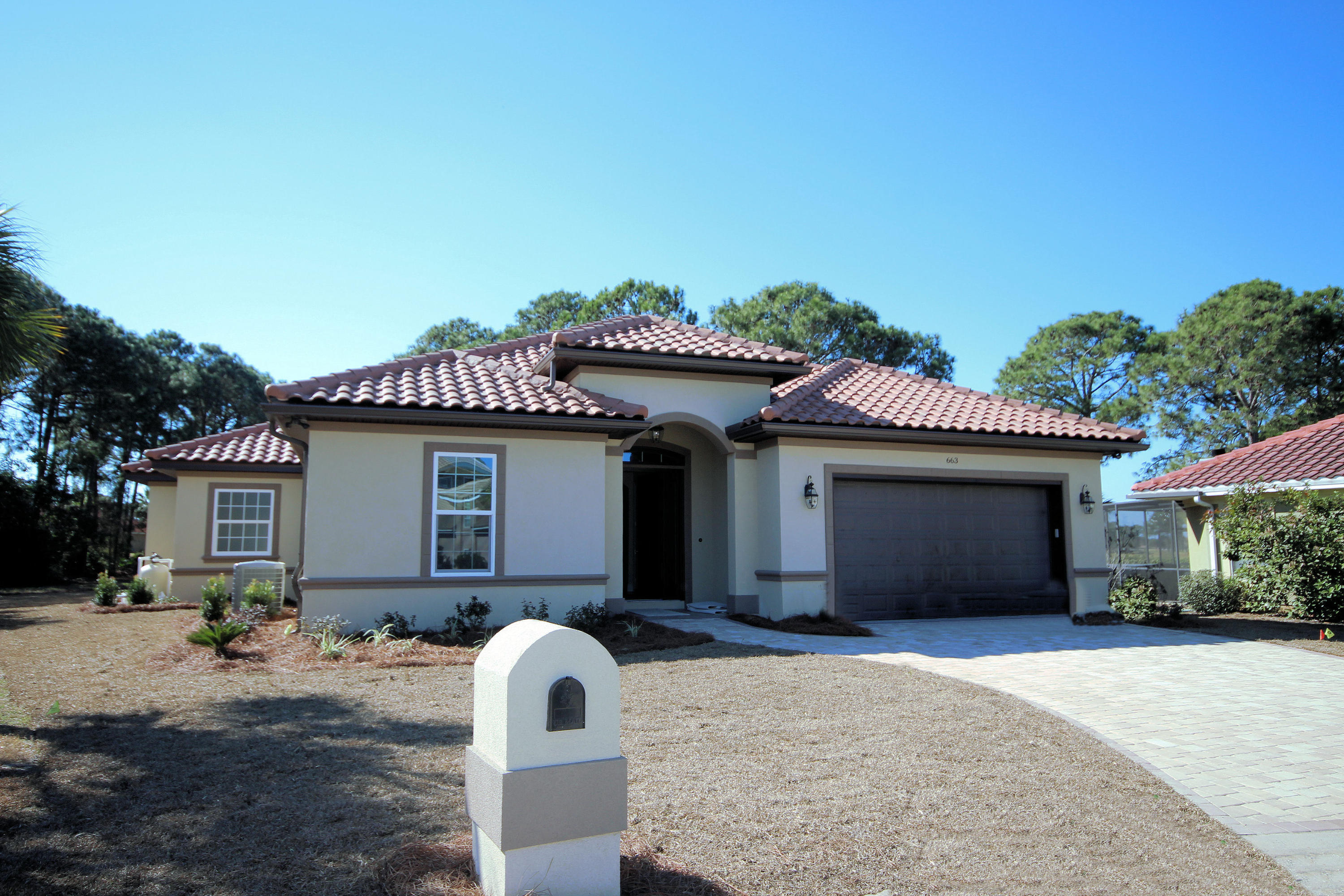 EMERALD BAY PH 1A - Residential