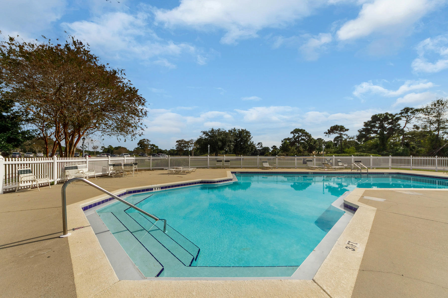 EMERALD BAY PH 1A - Residential