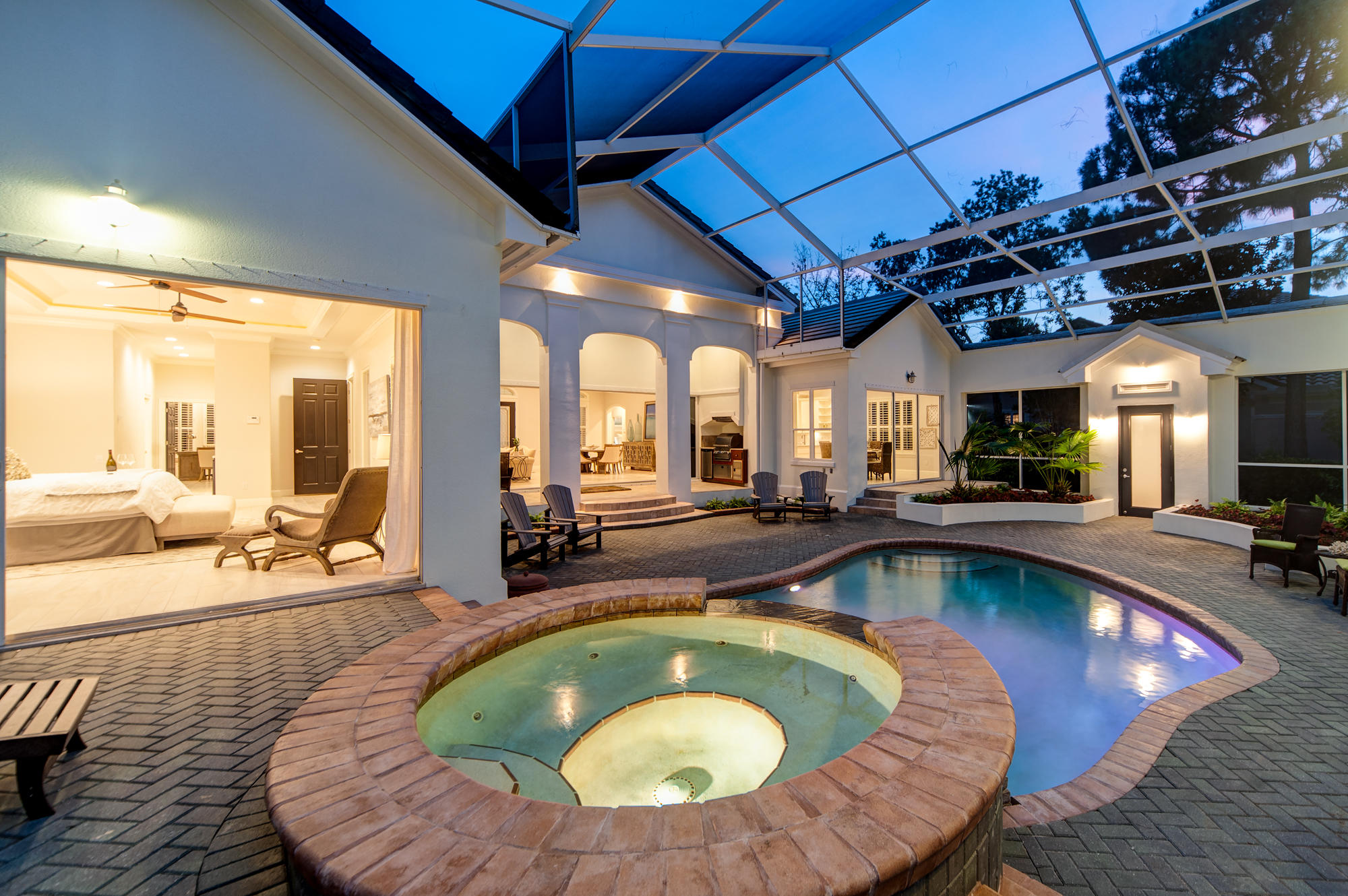 BURNT PINE - Residential