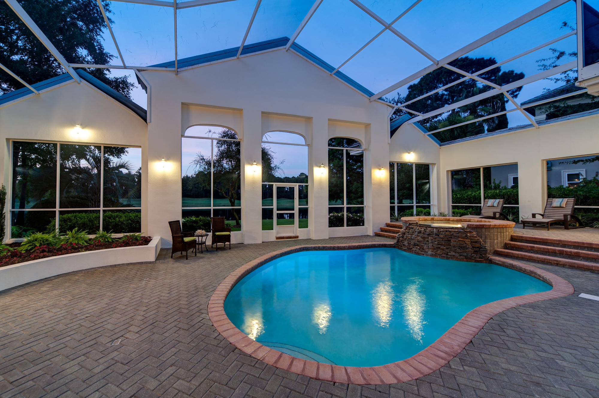 BURNT PINE - Residential