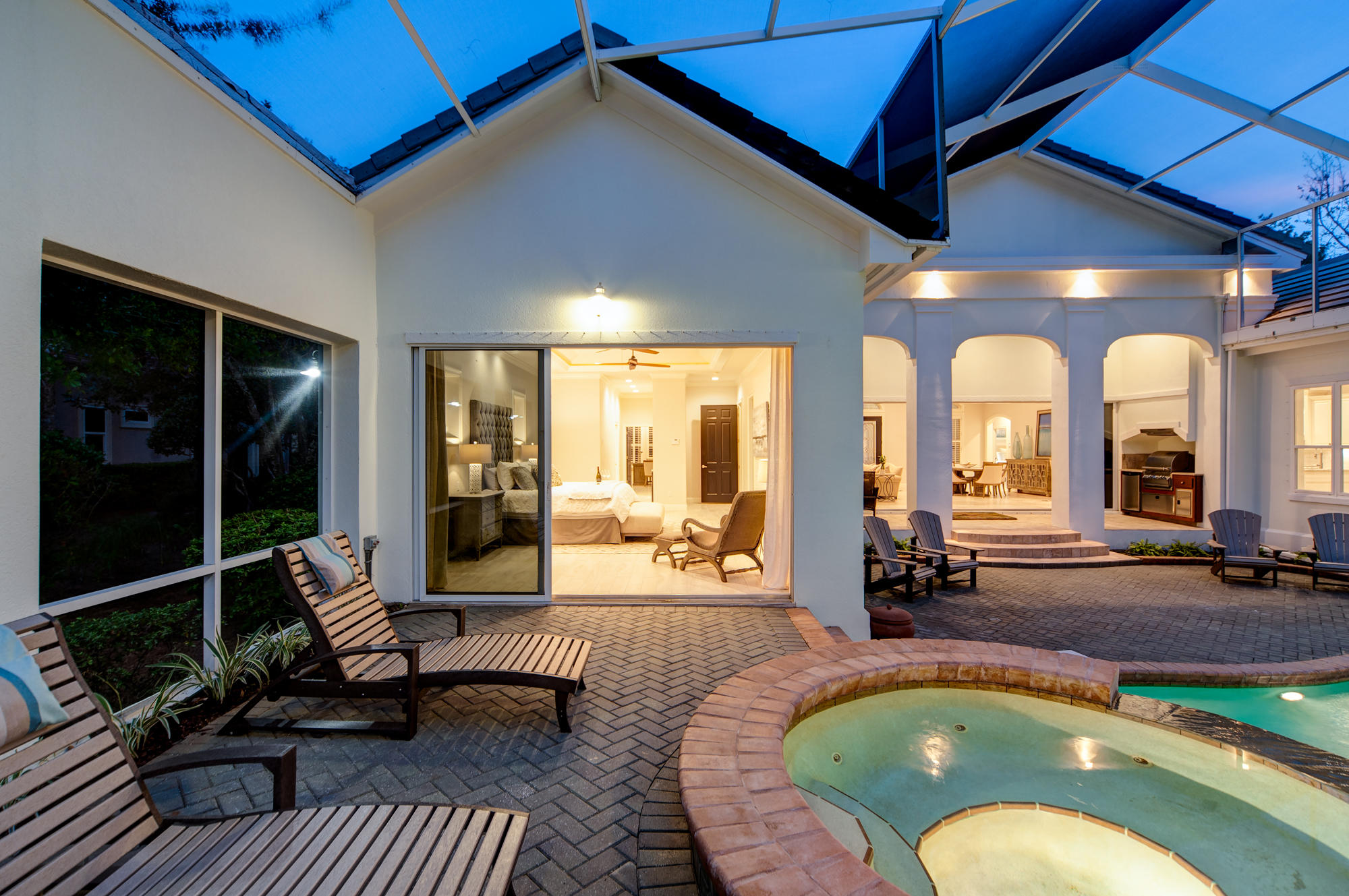 BURNT PINE - Residential