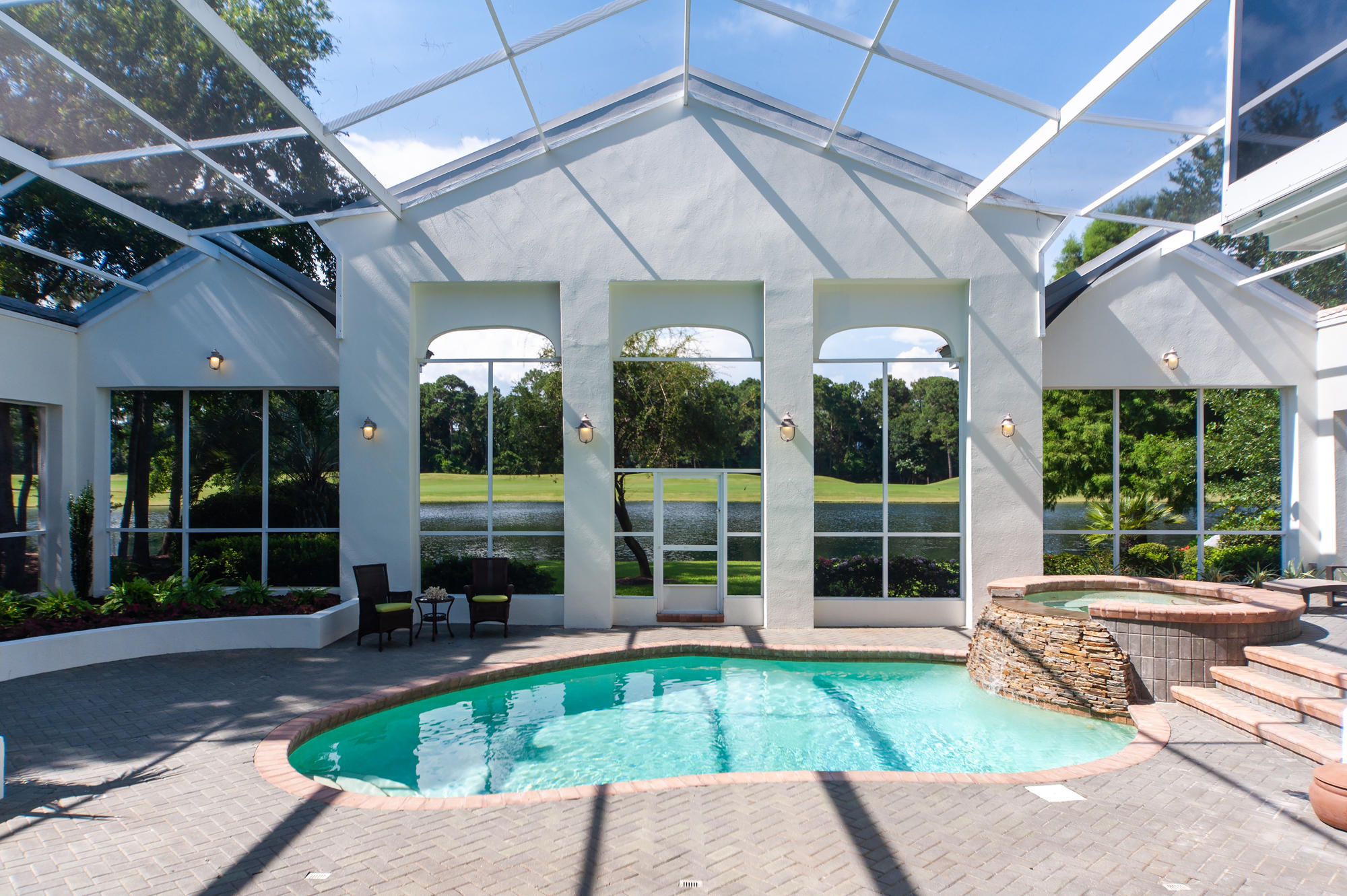 BURNT PINE - Residential