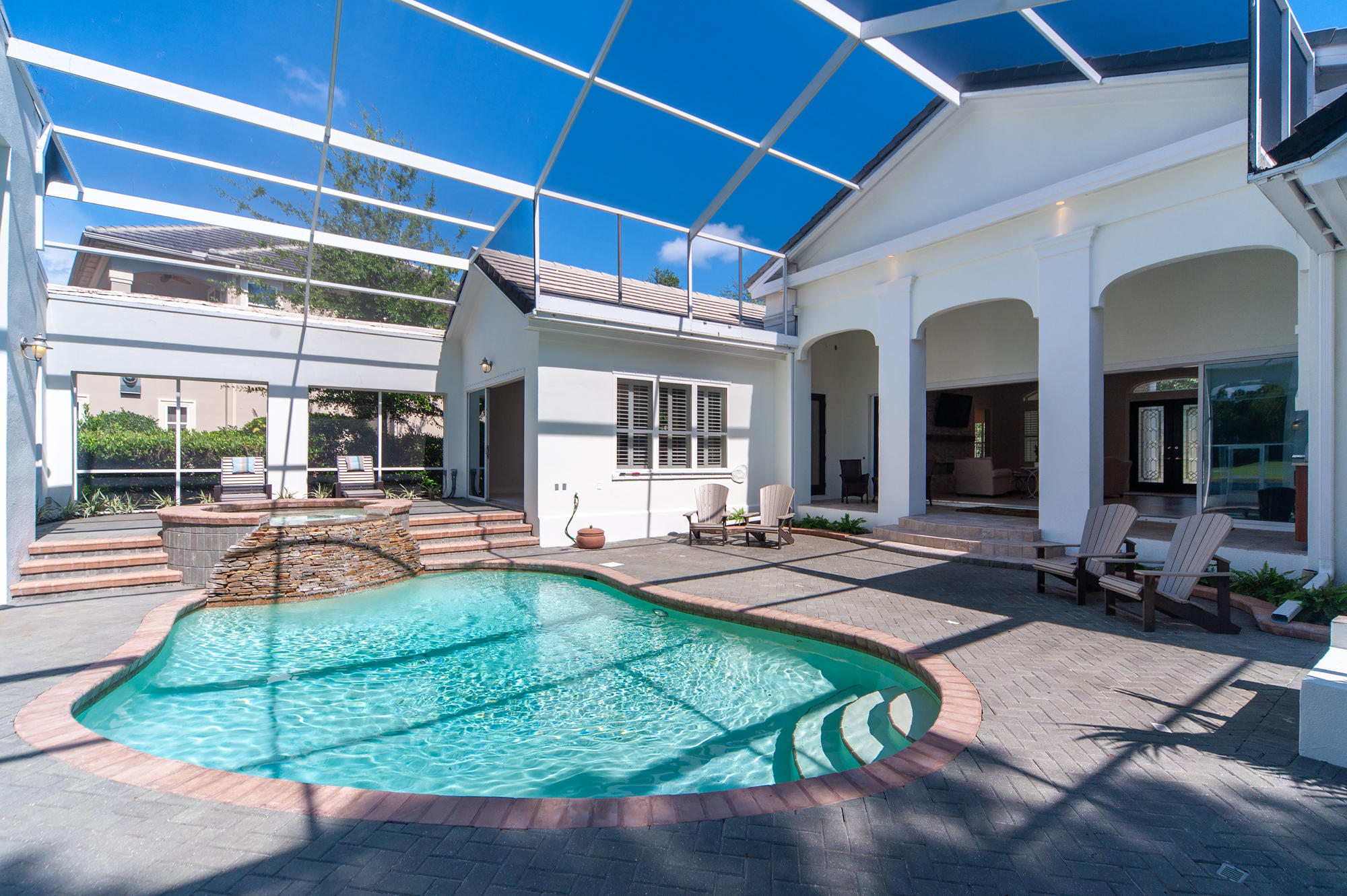 BURNT PINE - Residential