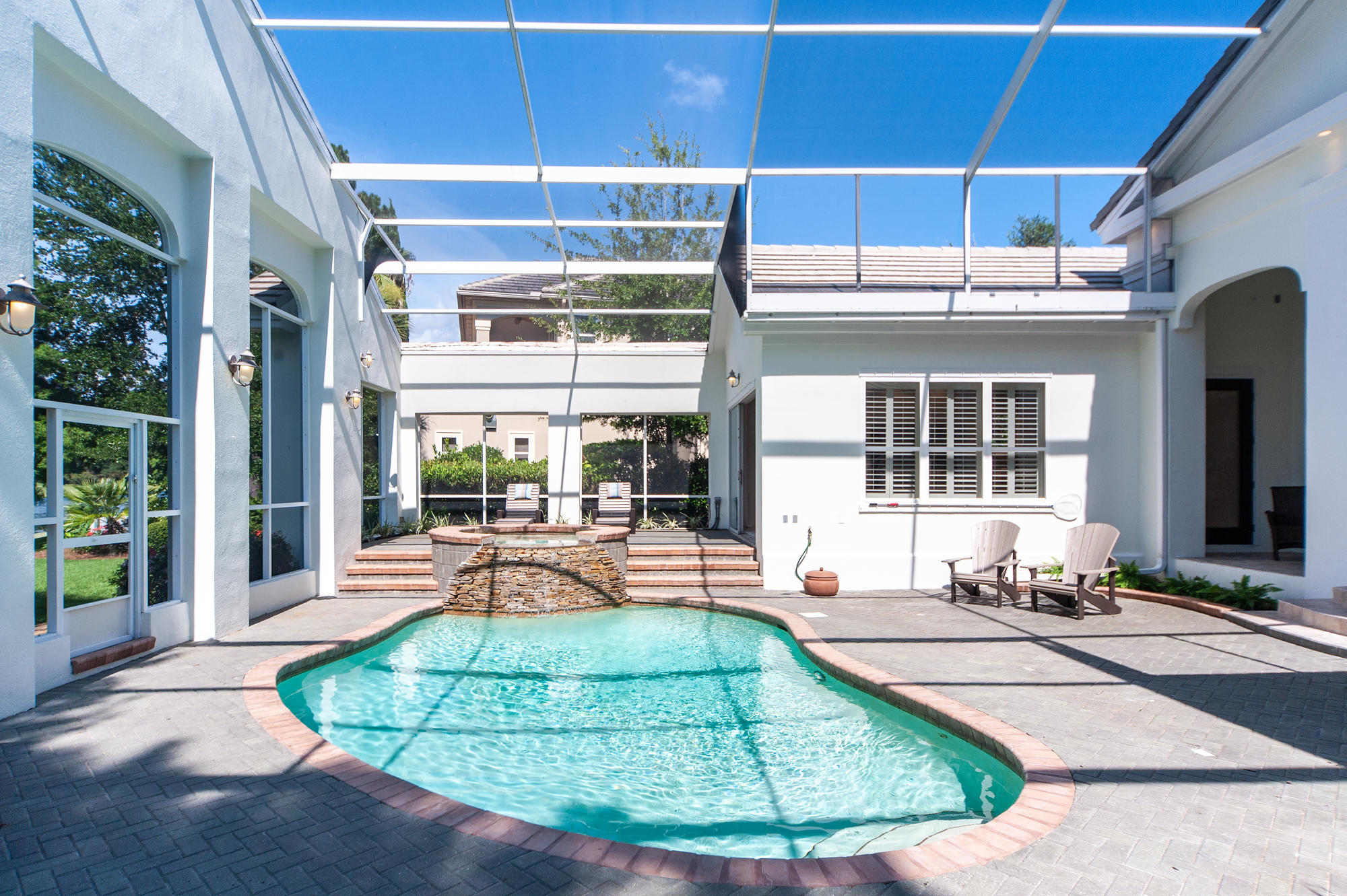 BURNT PINE - Residential