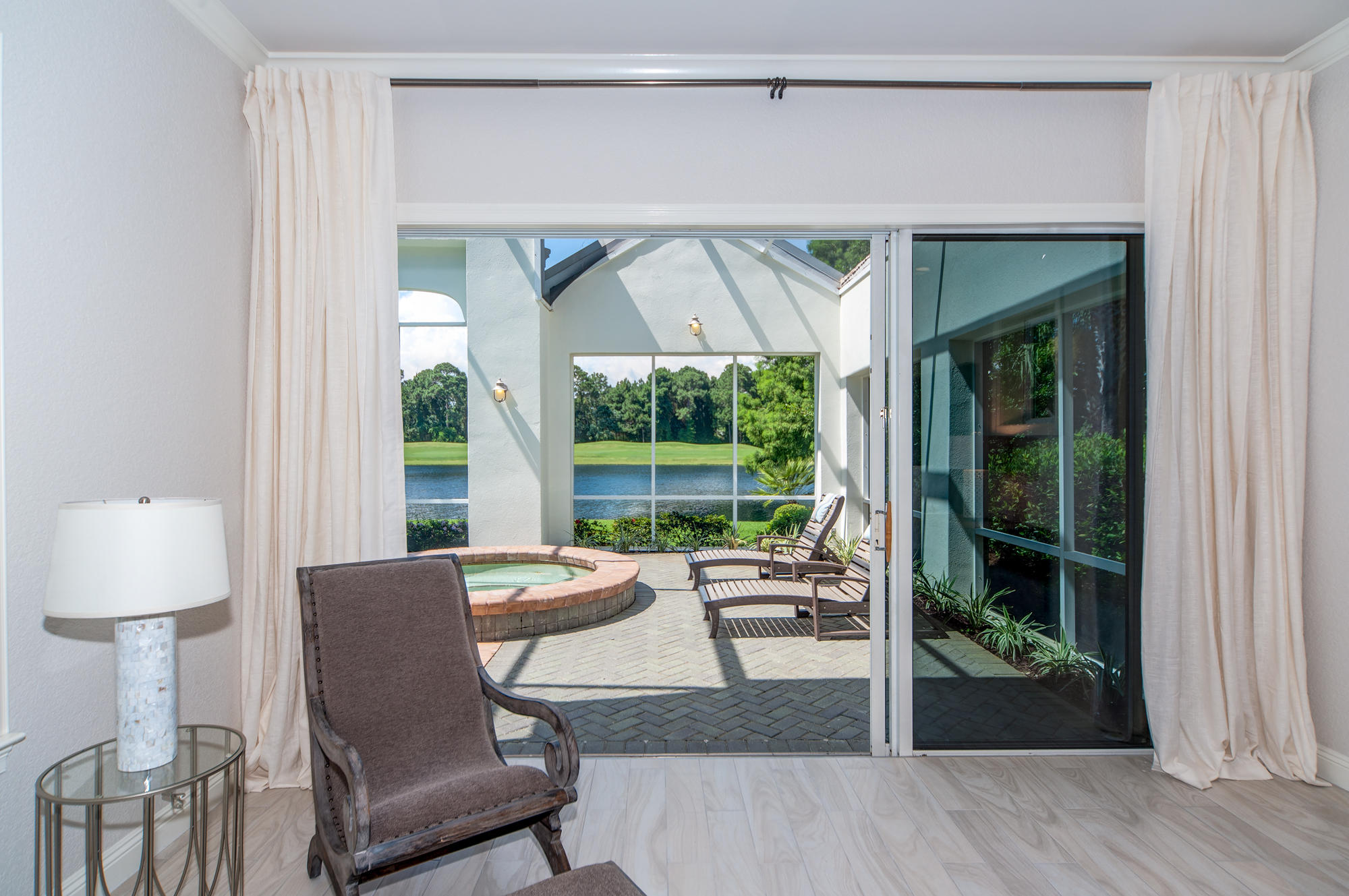 BURNT PINE - Residential