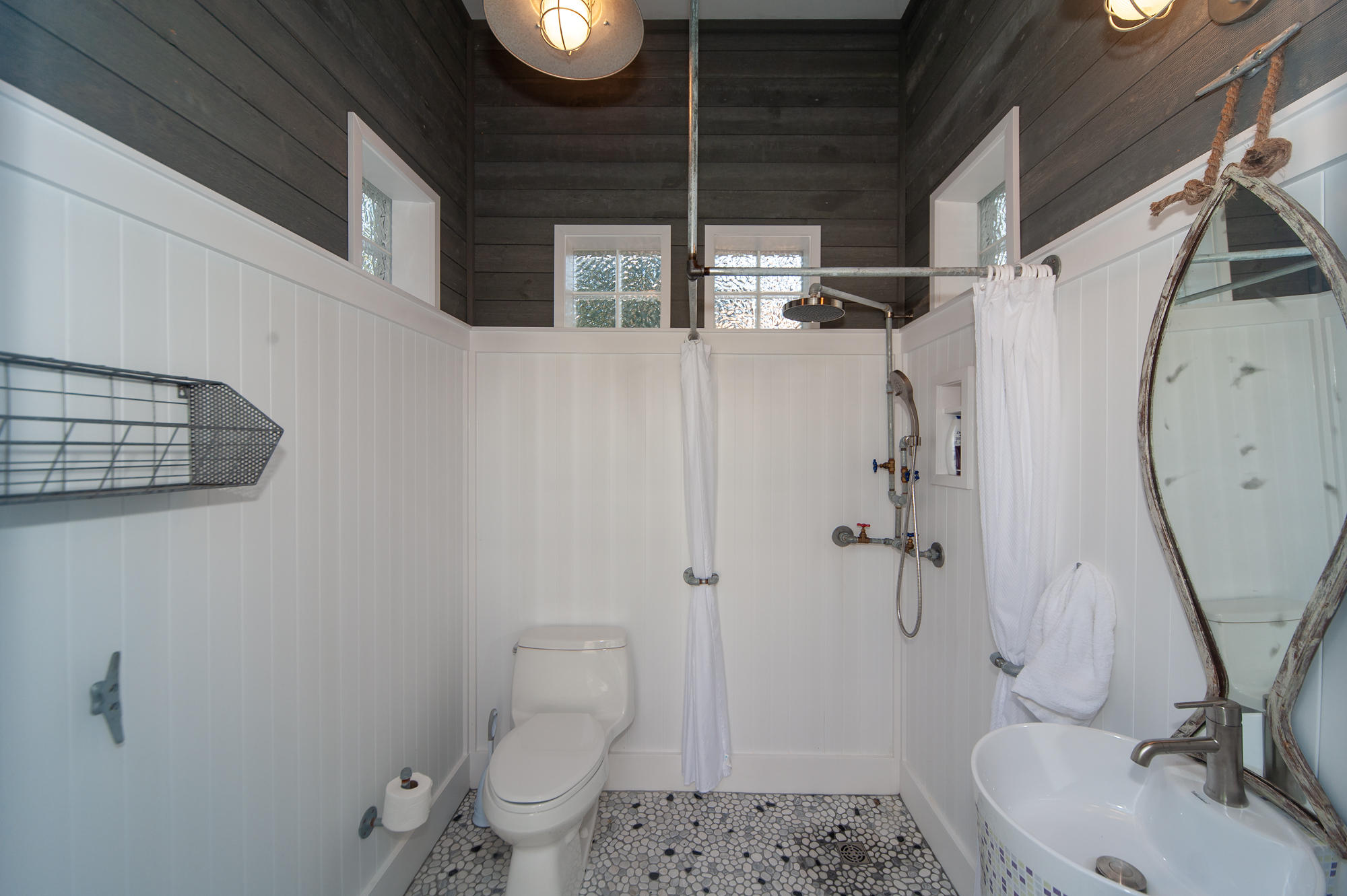 BURNT PINE - Residential