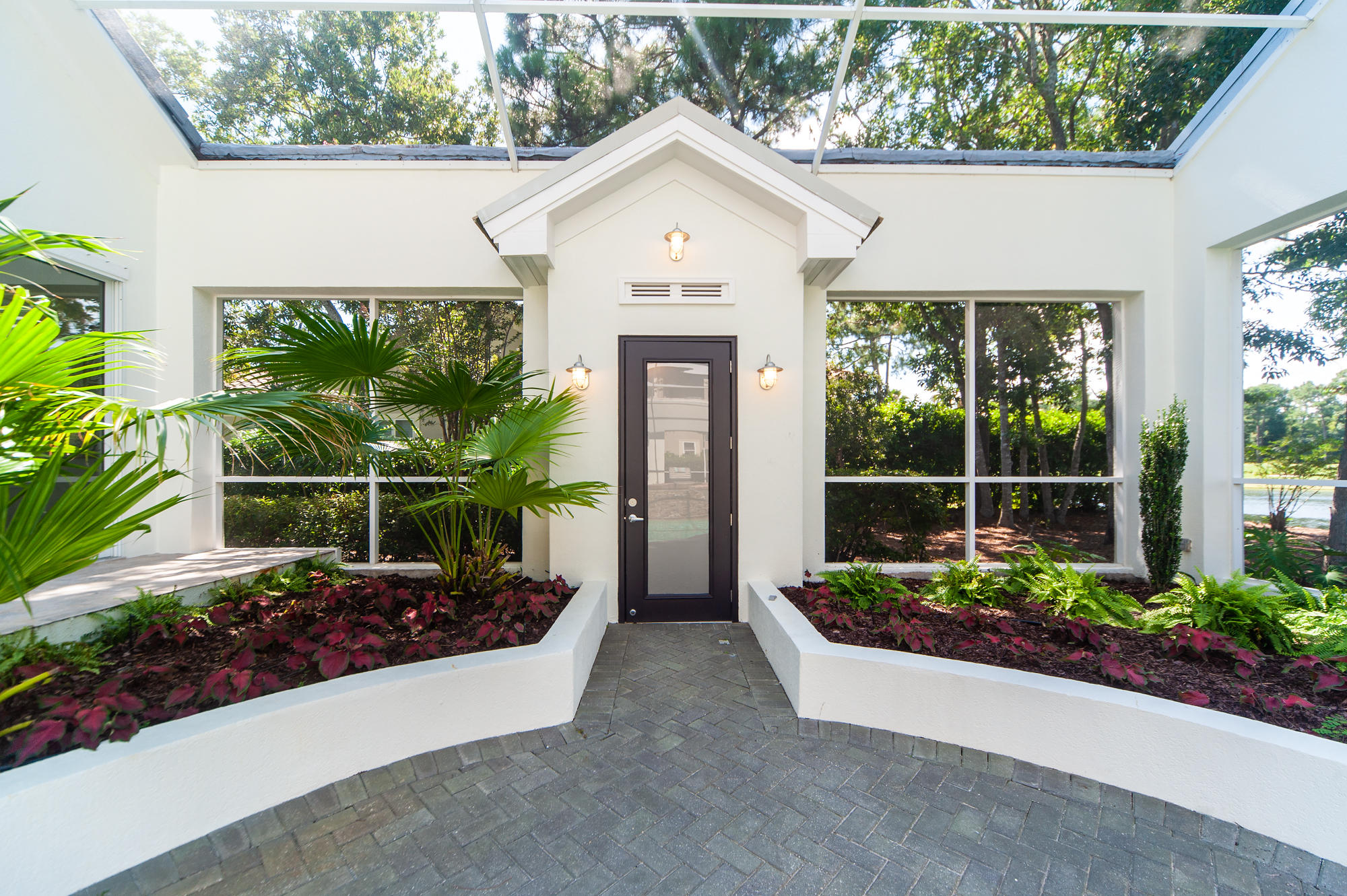 BURNT PINE - Residential