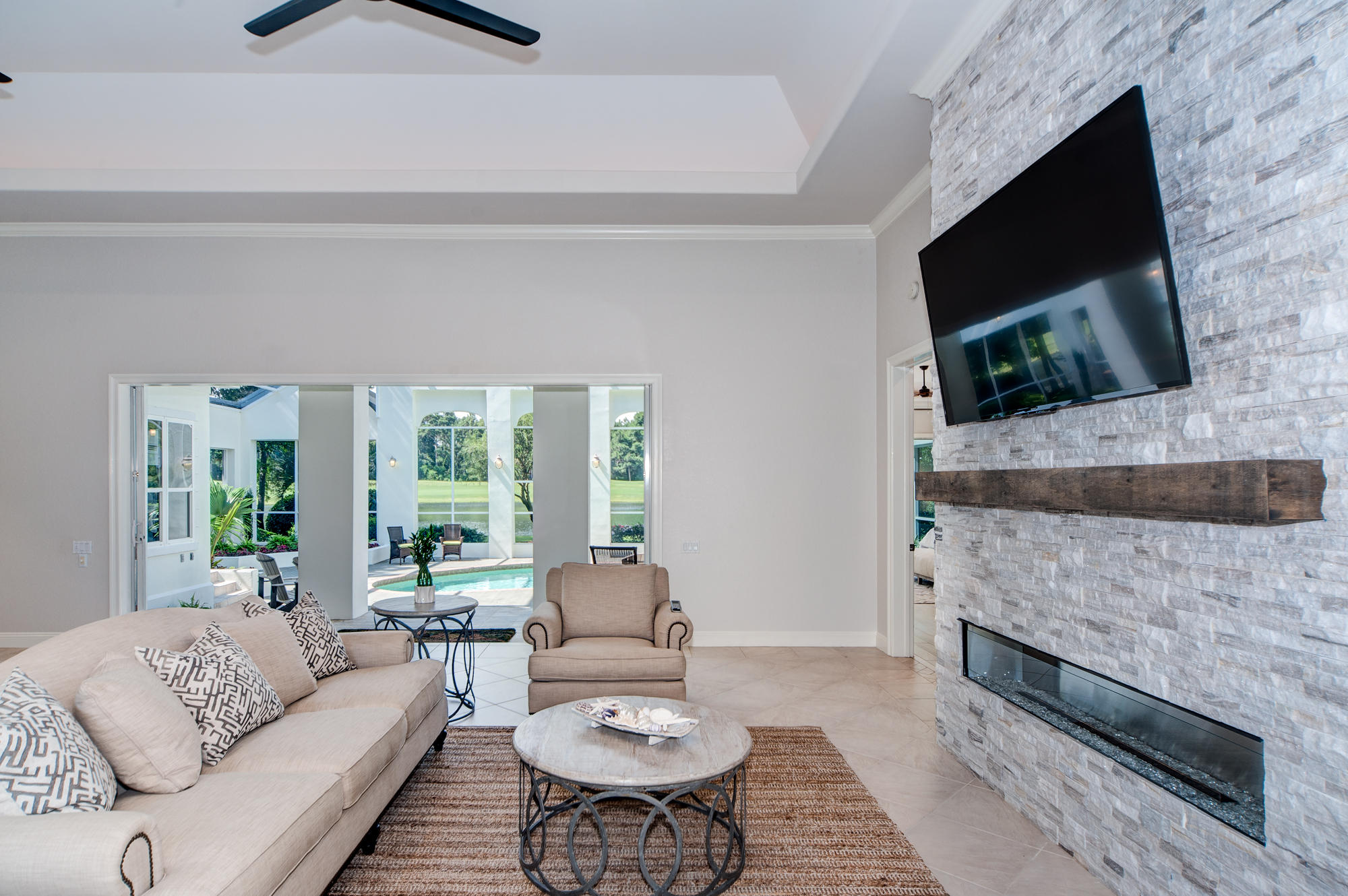 BURNT PINE - Residential