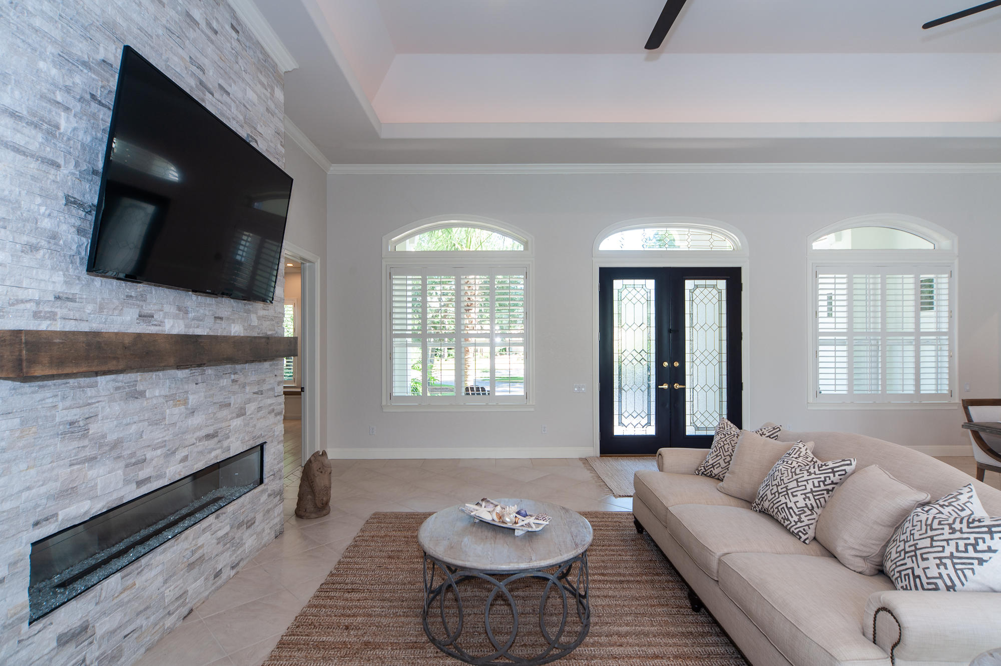 BURNT PINE - Residential