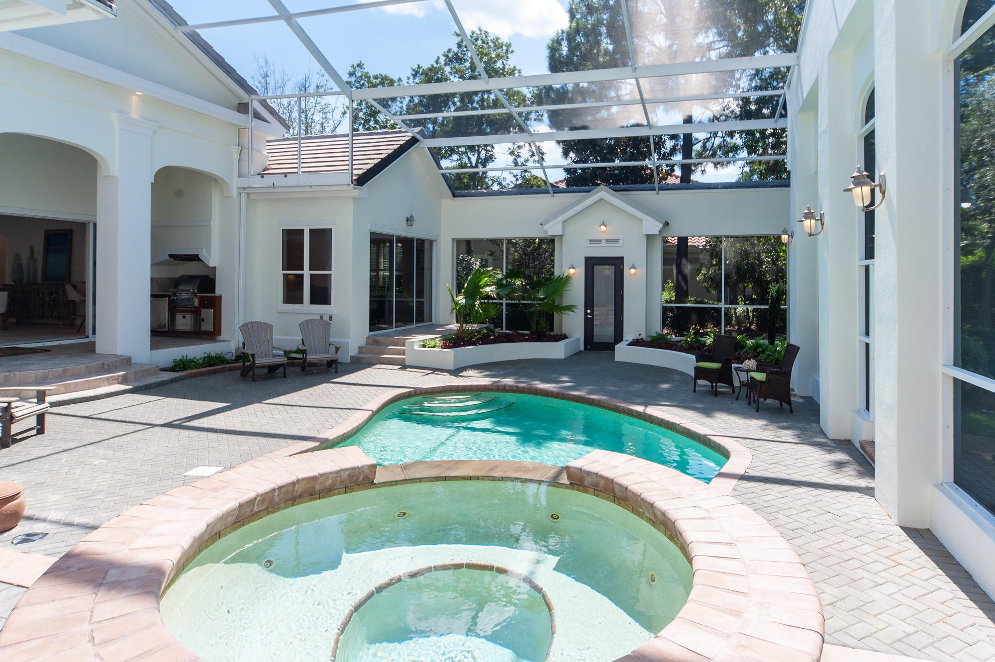 BURNT PINE - Residential