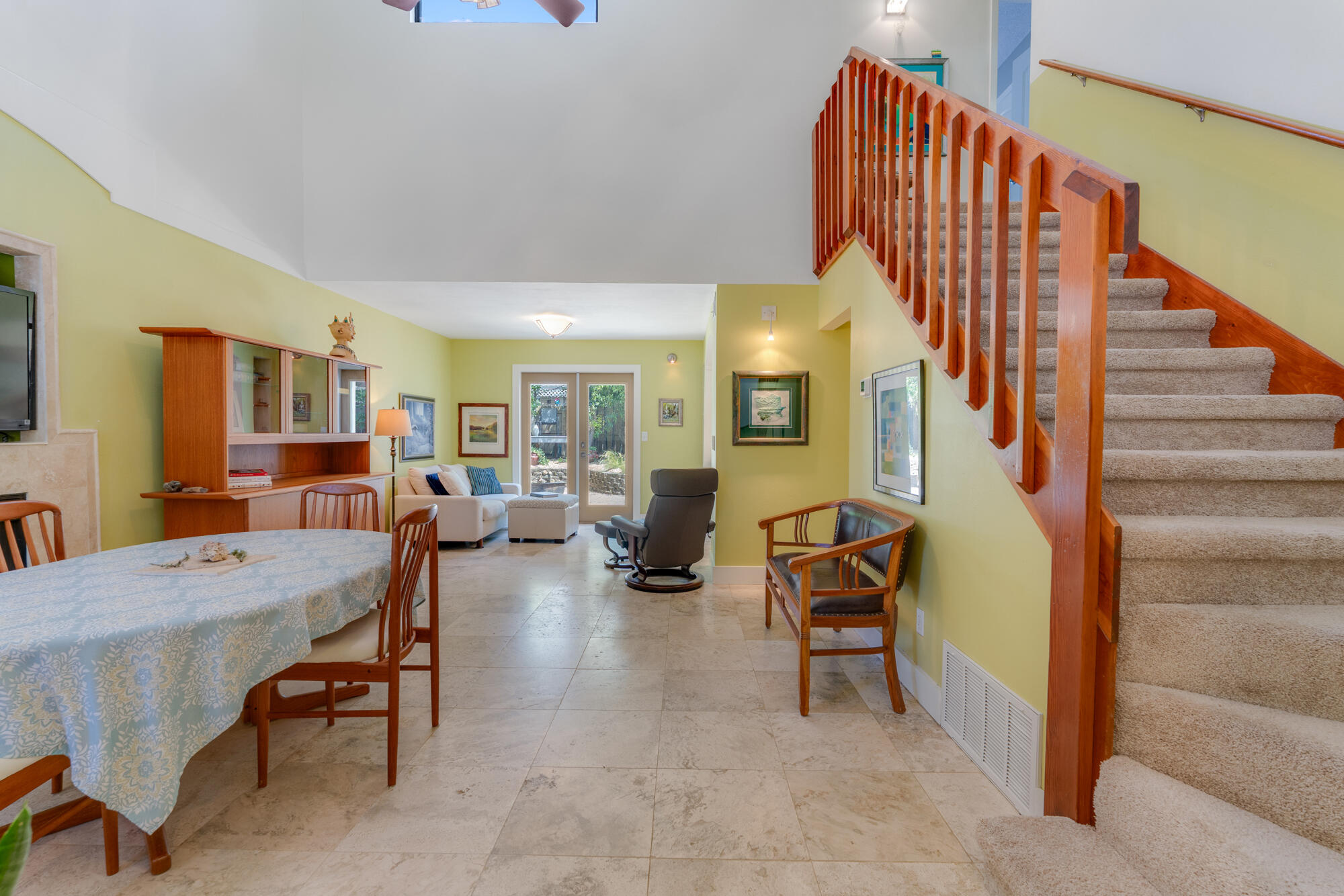 1002 Alderwood Way