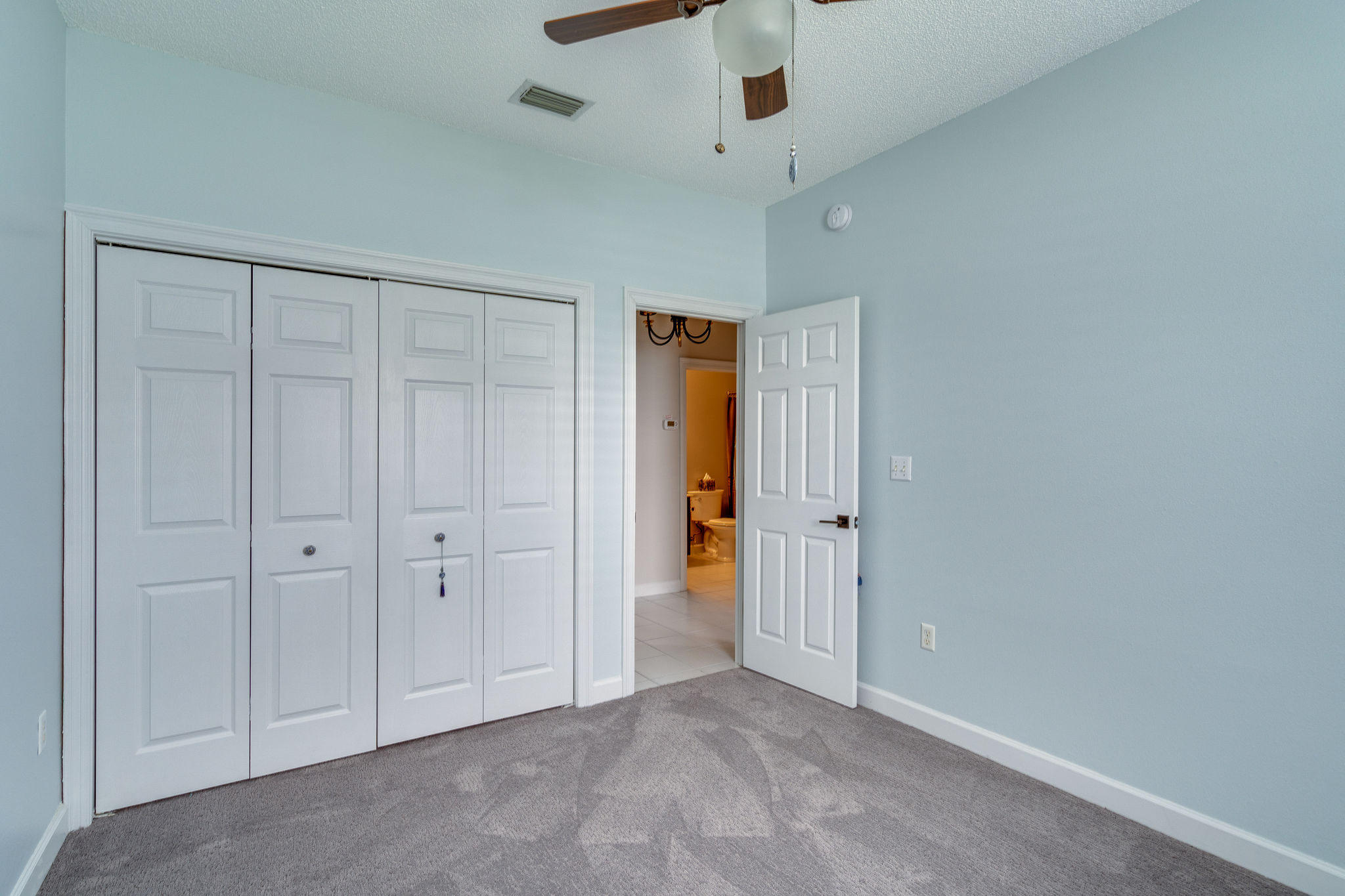 Escada S/D - Residential