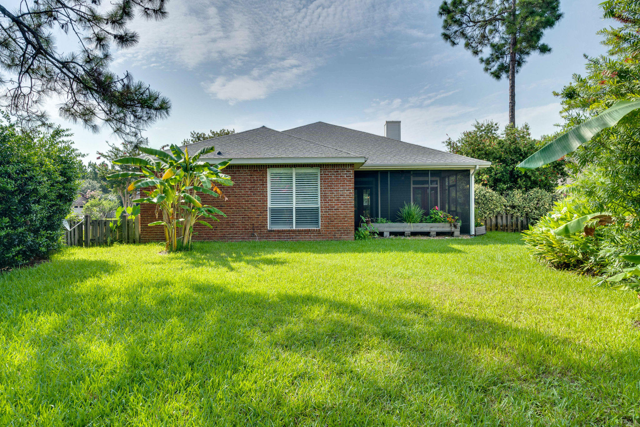 Escada S/D - Residential