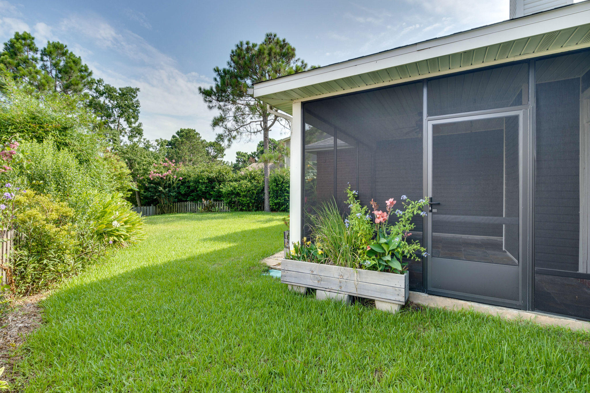 Escada S/D - Residential