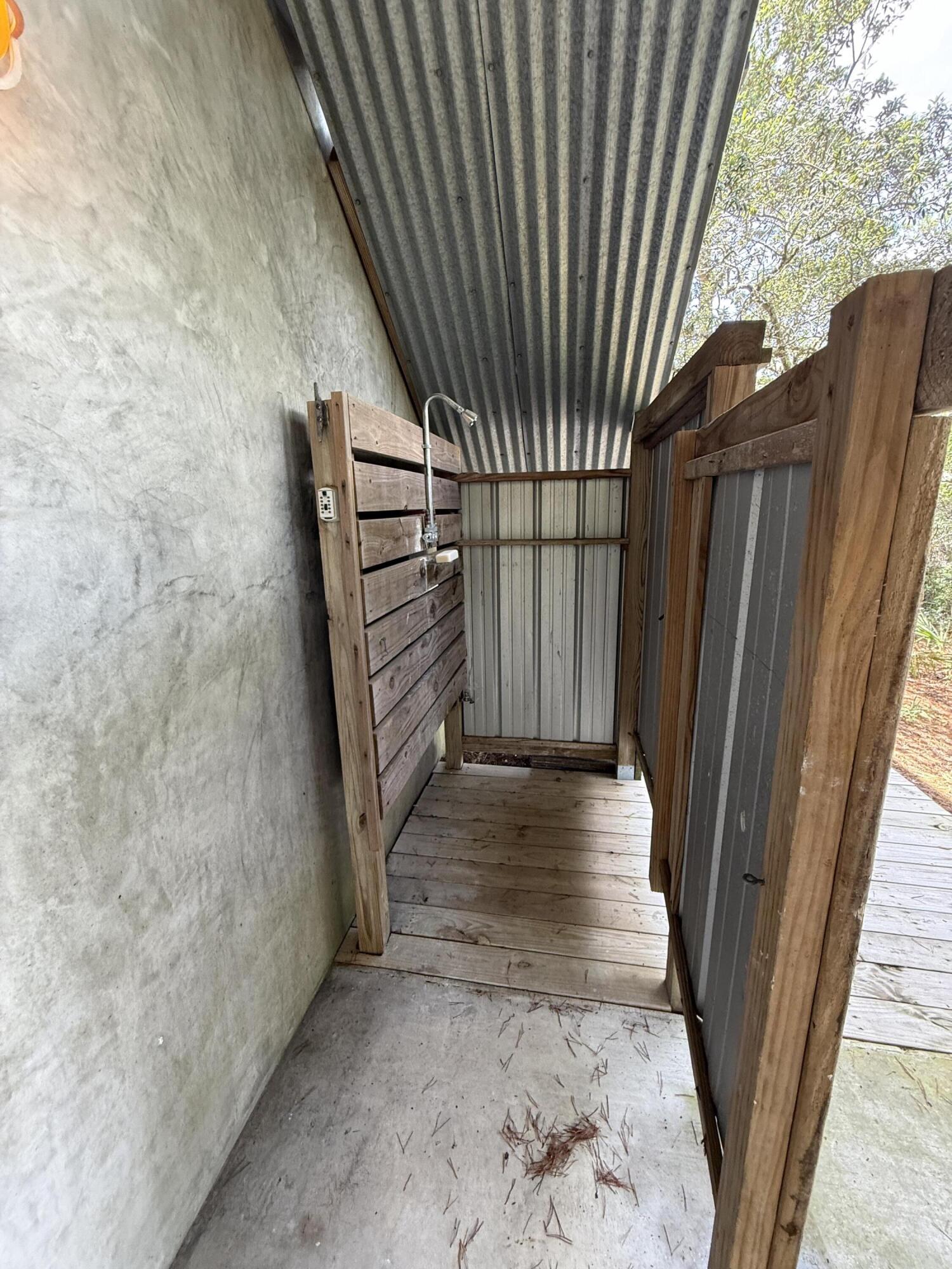 ROLLING DUNES ESTATES UNIT 1 - Residential Lease