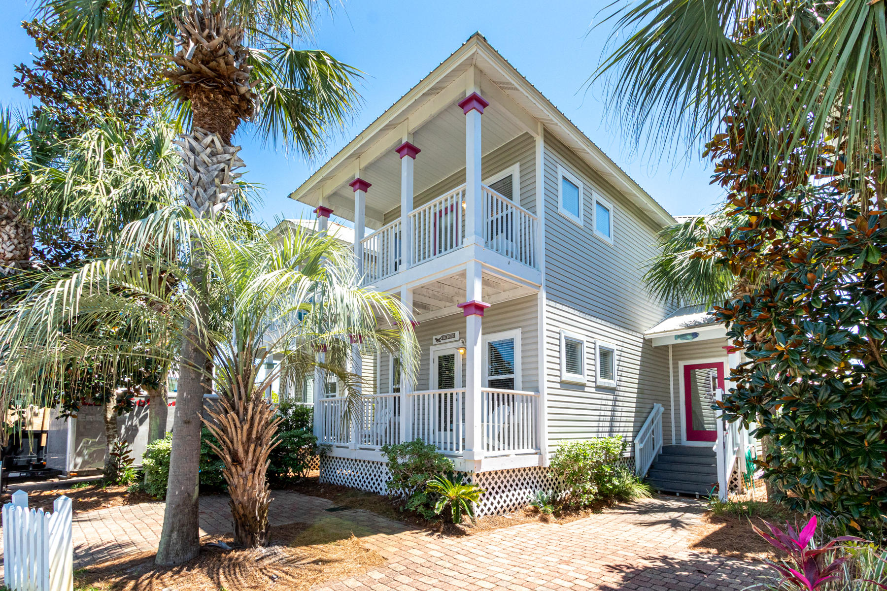 OLD FLORIDA COTTAGES - Residential
