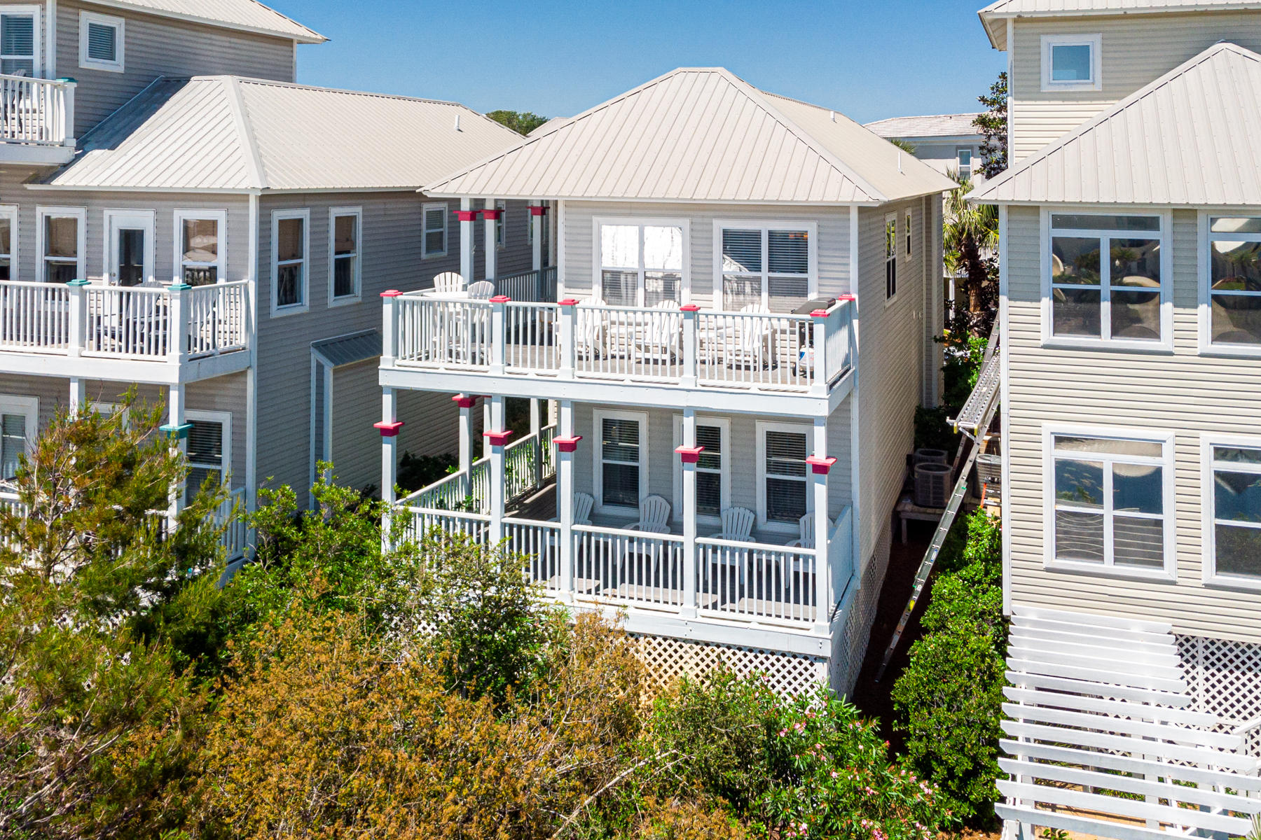 OLD FLORIDA COTTAGES - Residential