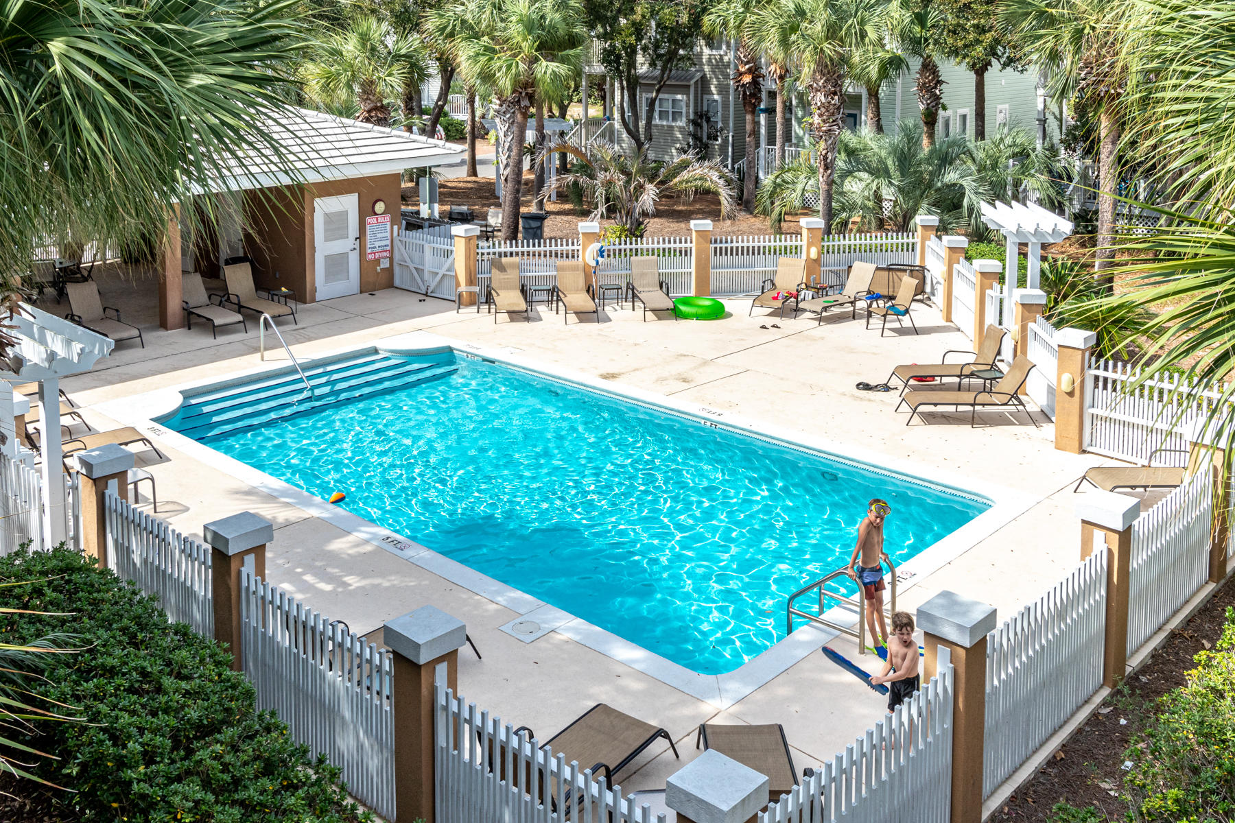 OLD FLORIDA COTTAGES - Residential