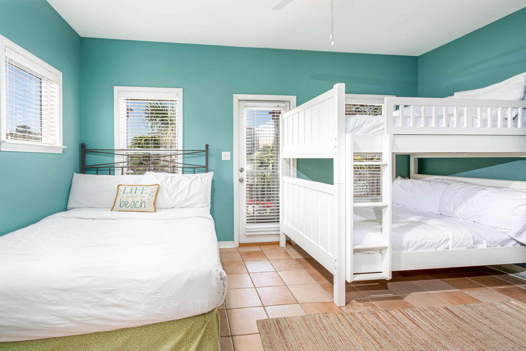 OLD FLORIDA COTTAGES - Residential