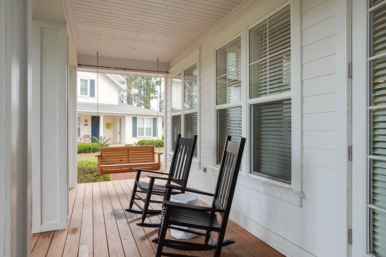 LAUREL GROVE - Residential