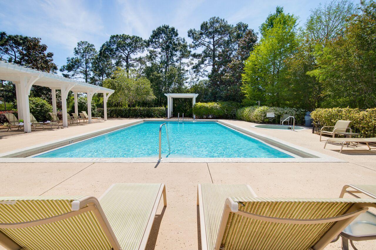 LAUREL GROVE - Residential