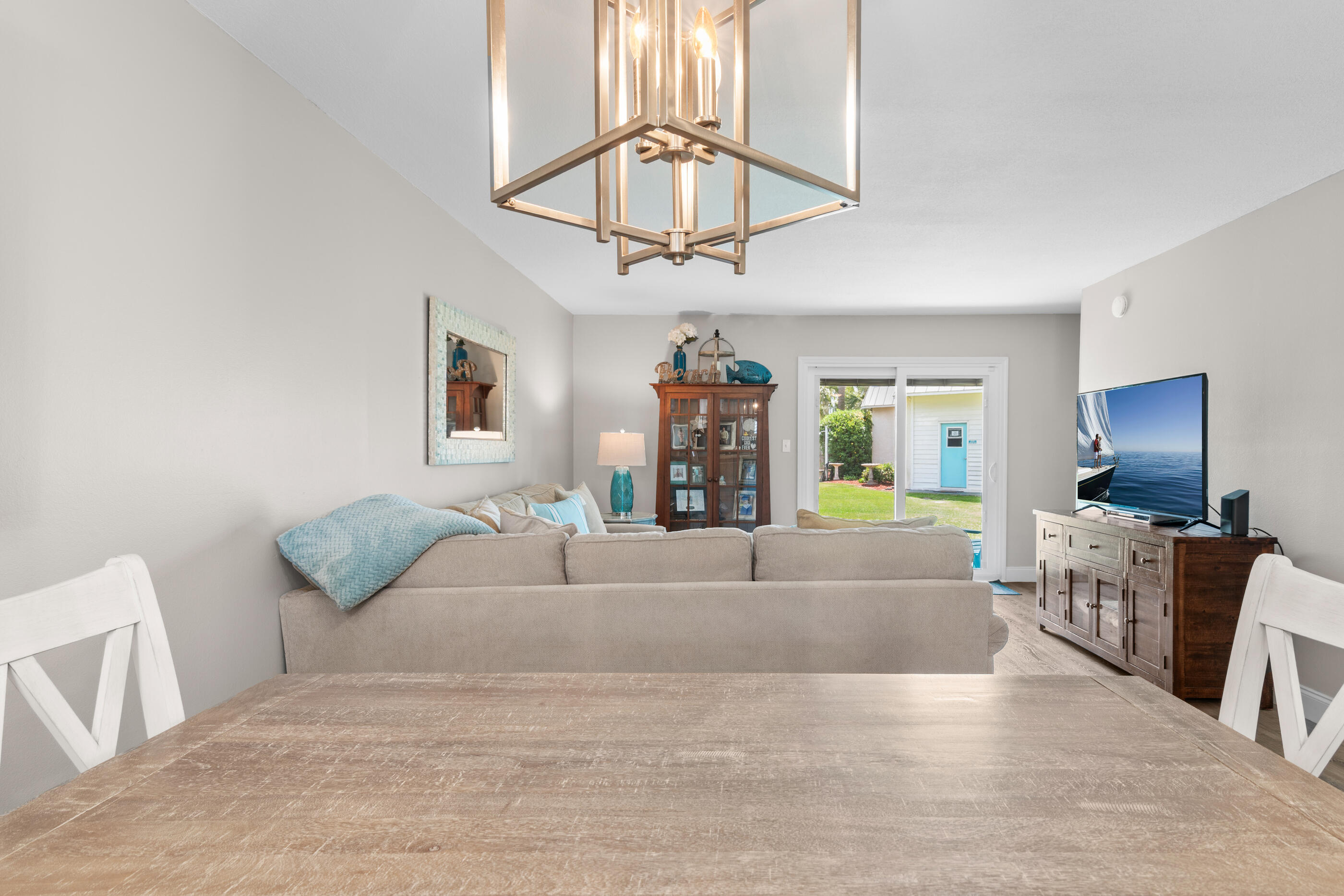 SUMMERHOUSE T/H - Residential