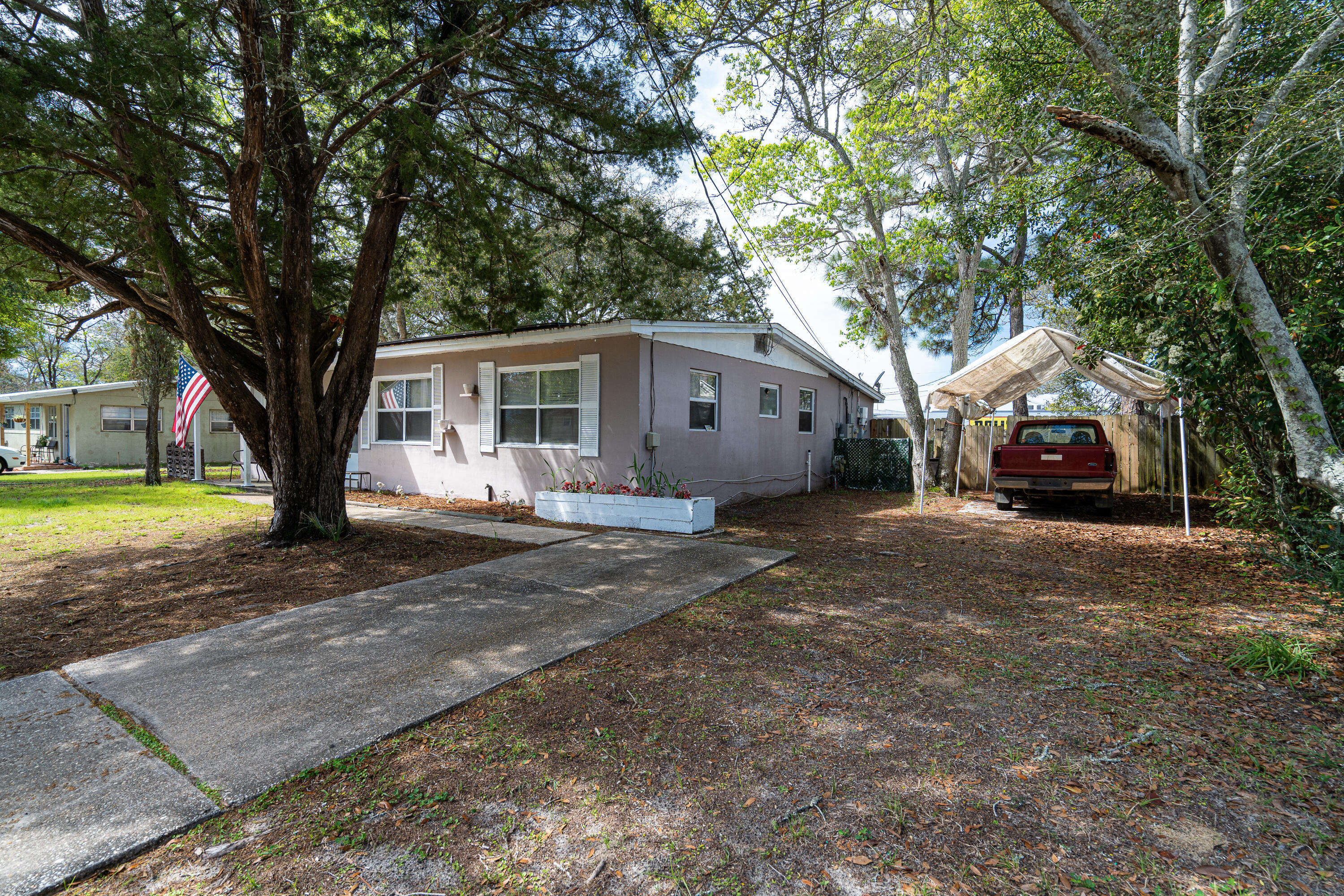 Bryn Mawr Park - Residential