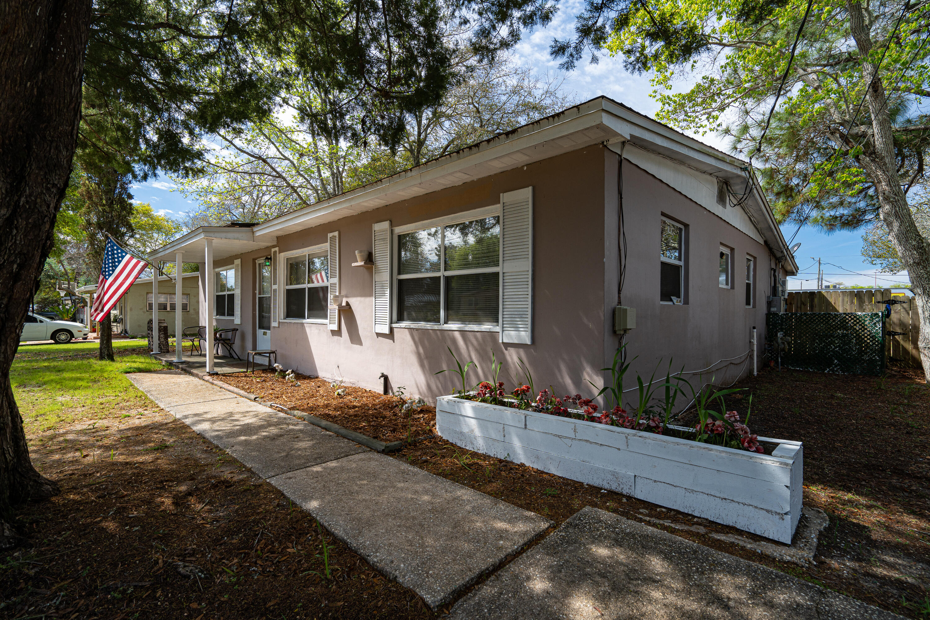 Bryn Mawr Park - Residential