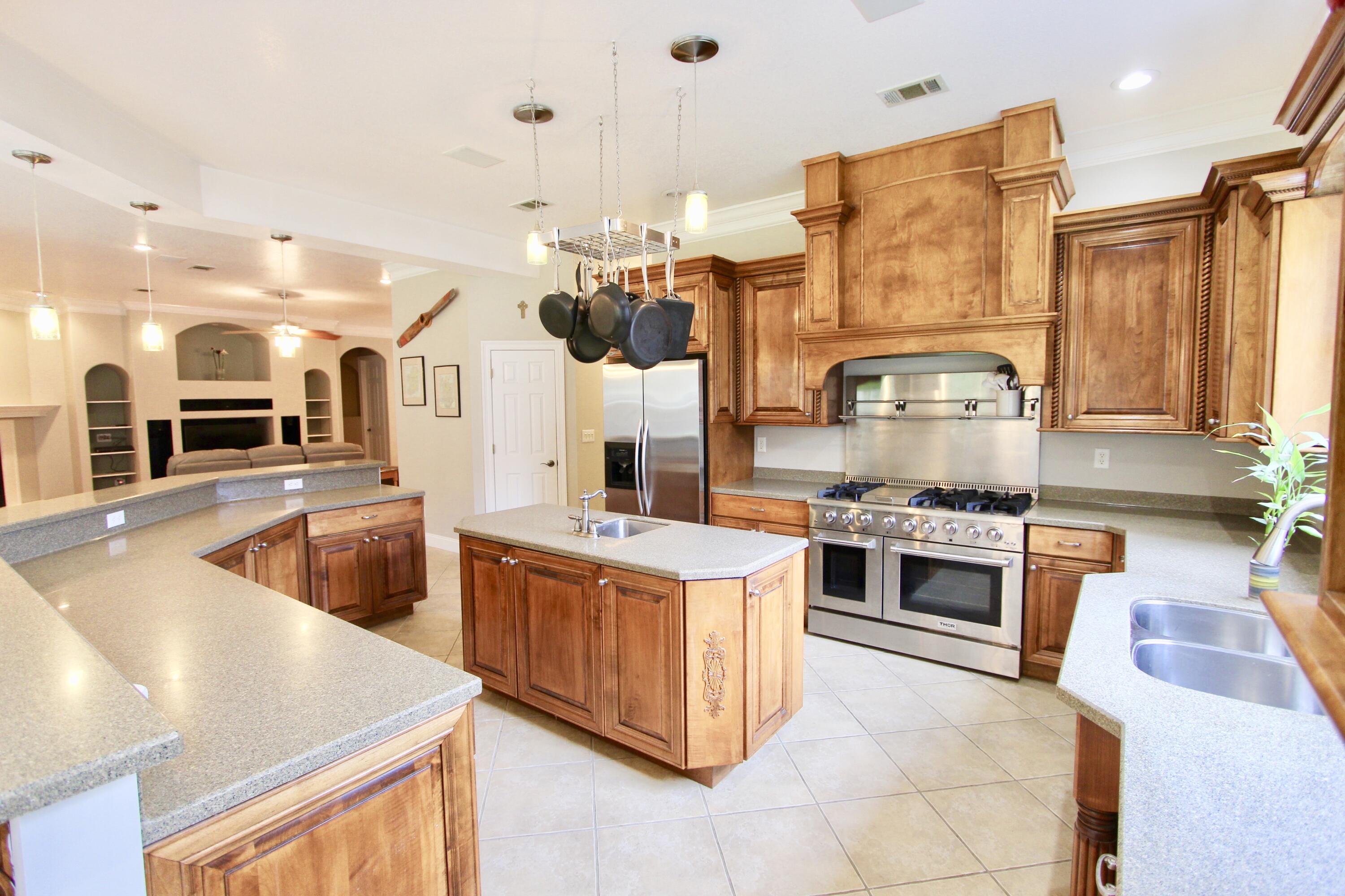 DORCHESTER PLACE - Residential