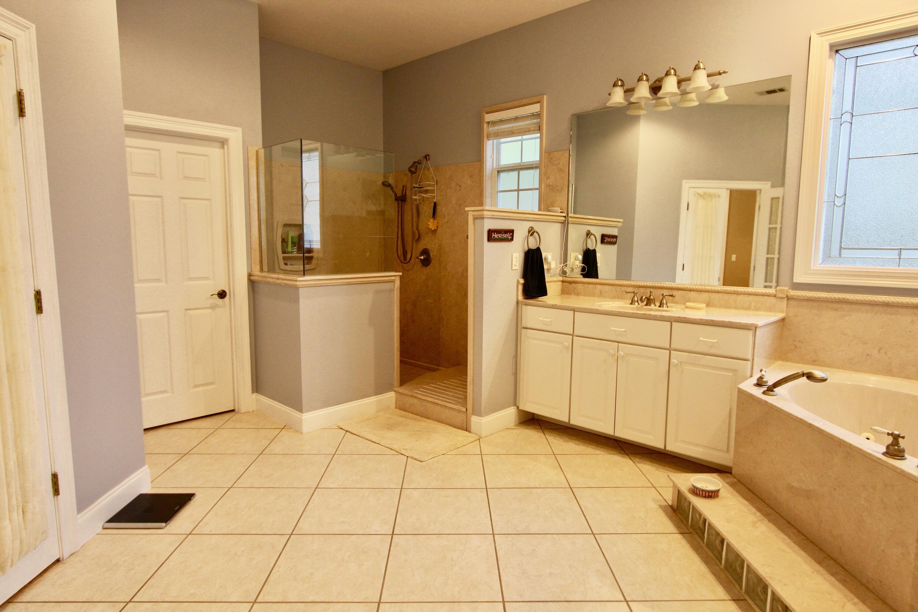 DORCHESTER PLACE - Residential