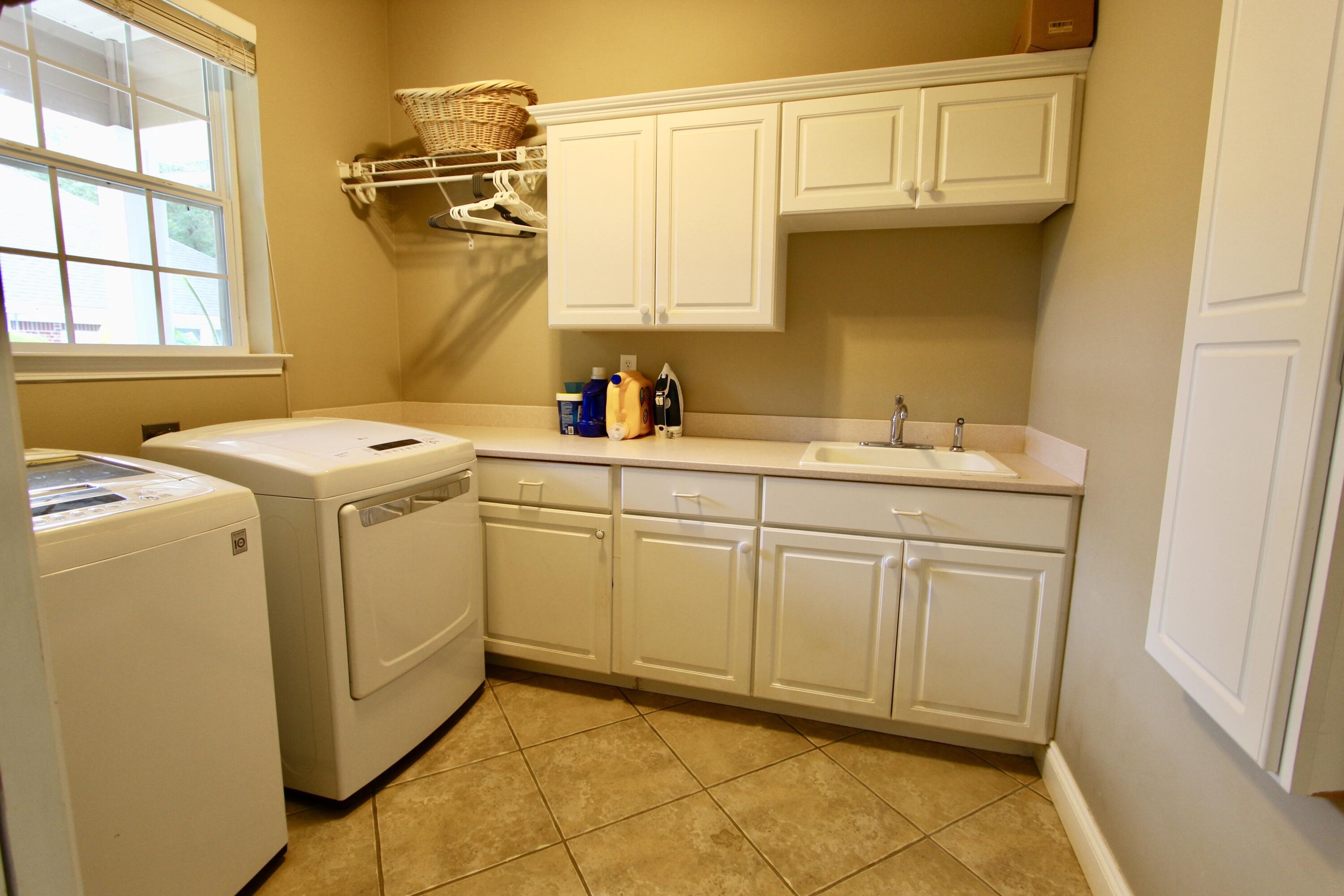 DORCHESTER PLACE - Residential