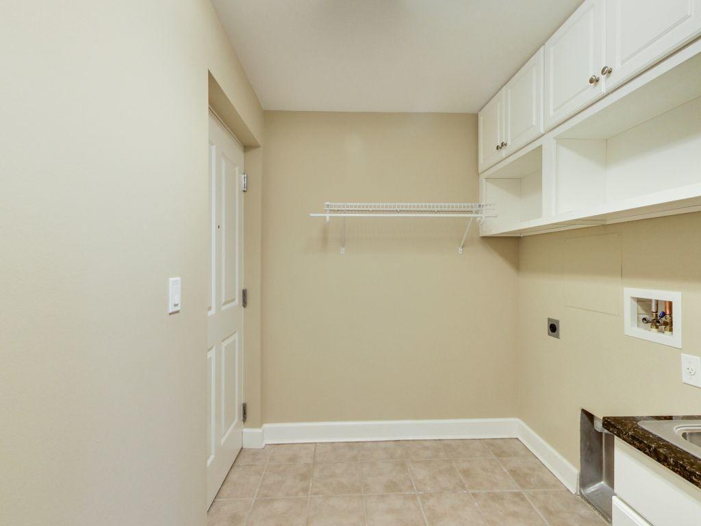 ONE WATER PLACE AT KELLY PLANTATION - Residential