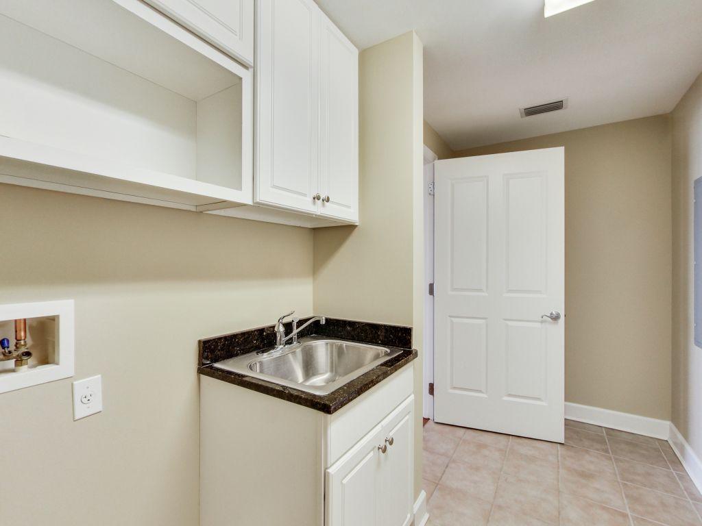 ONE WATER PLACE AT KELLY PLANTATION - Residential