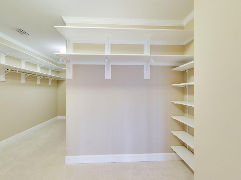 ONE WATER PLACE AT KELLY PLANTATION - Residential